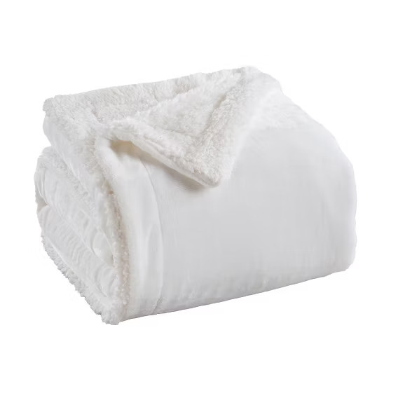 Great Bay Home 60" x 50" Reversible Velvet Plush Sherpa Throw | Target