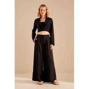 Calça Tecido Botões Pantalona - Preto PRETO | OffPremium (BR)