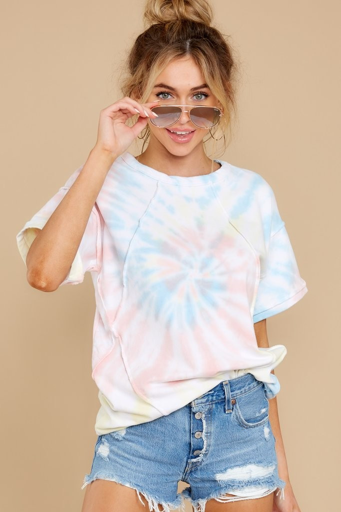 Sunny Side Up Blue Multi Spiral Tie Dye Tee | Red Dress 