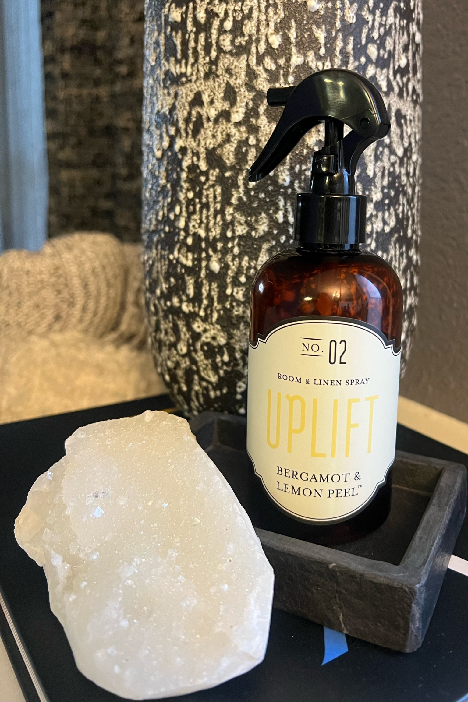Bergamot & Lemon Peel Uplift Room & Linen Spray 

Refresh your space with the soothing notes of Bergamot & Lemon Peel Uplift Room & Linen Spray. Featuring a spray nozzle on top for spraying into the air and on linens, this spray combines a pleasant aroma of crisp lemon and succulent bergamot followed by the scent of watery jasmine and white lily blossoms. Spray it into any of your favorite spaces for an instant pick-me-up! #springscent #homefragrances #home #upliftingscent #aromatherapy #musthave 



#LTKGiftGuide #LTKhome #LTKSeasonal