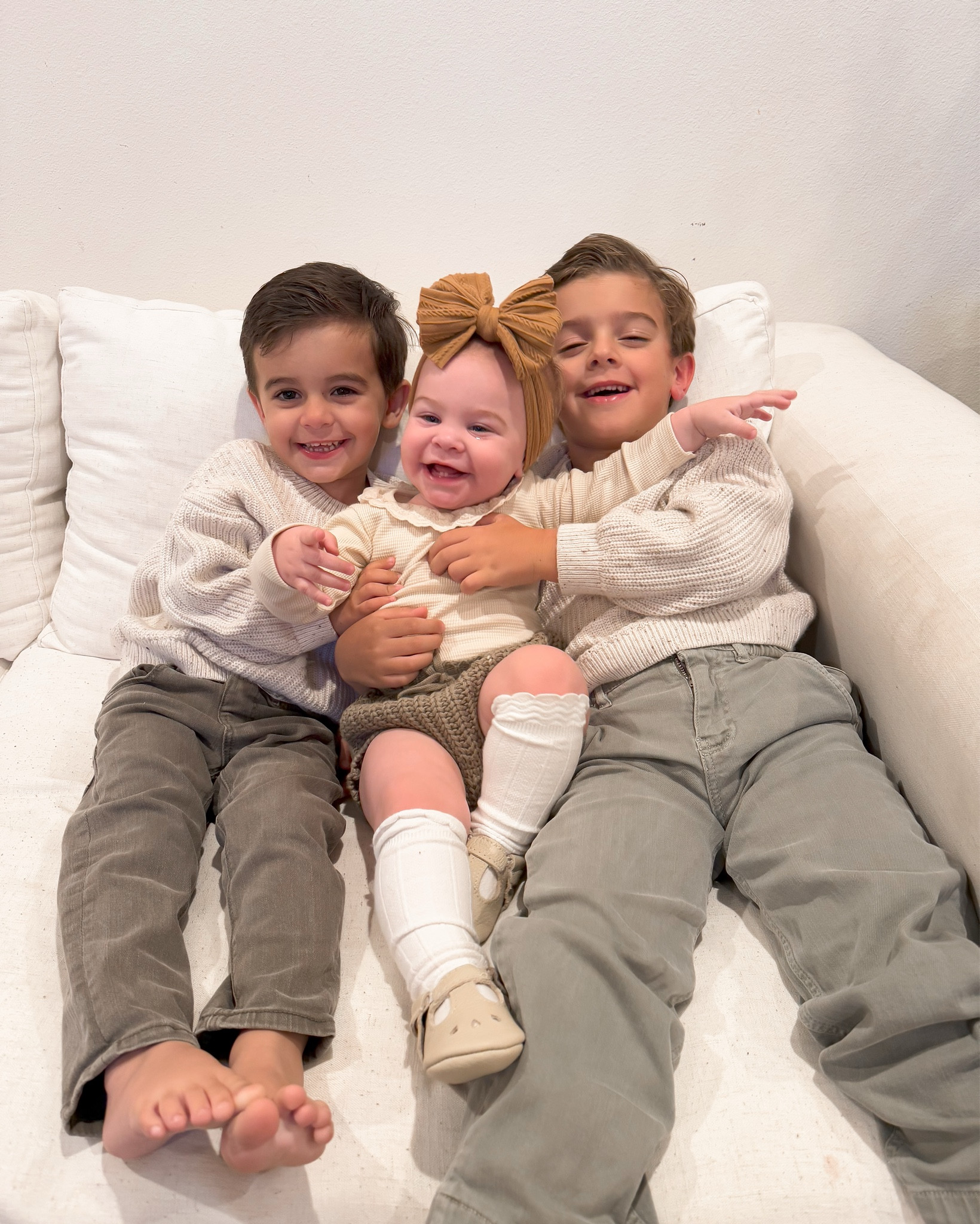 Happy Thanksgiving! 🦃🧡😍 Everything is linked except boys pants which are both Zara! 

Thanksgiving outfits, kids outfits, boys fall outfits, toddler Thanksgiving outfit, baby girl Thanksgiving outfit, fall family photo outfits, neutral outfits for kids, family matching outfits 

#LTKFamily #LTKBaby #LTKKids