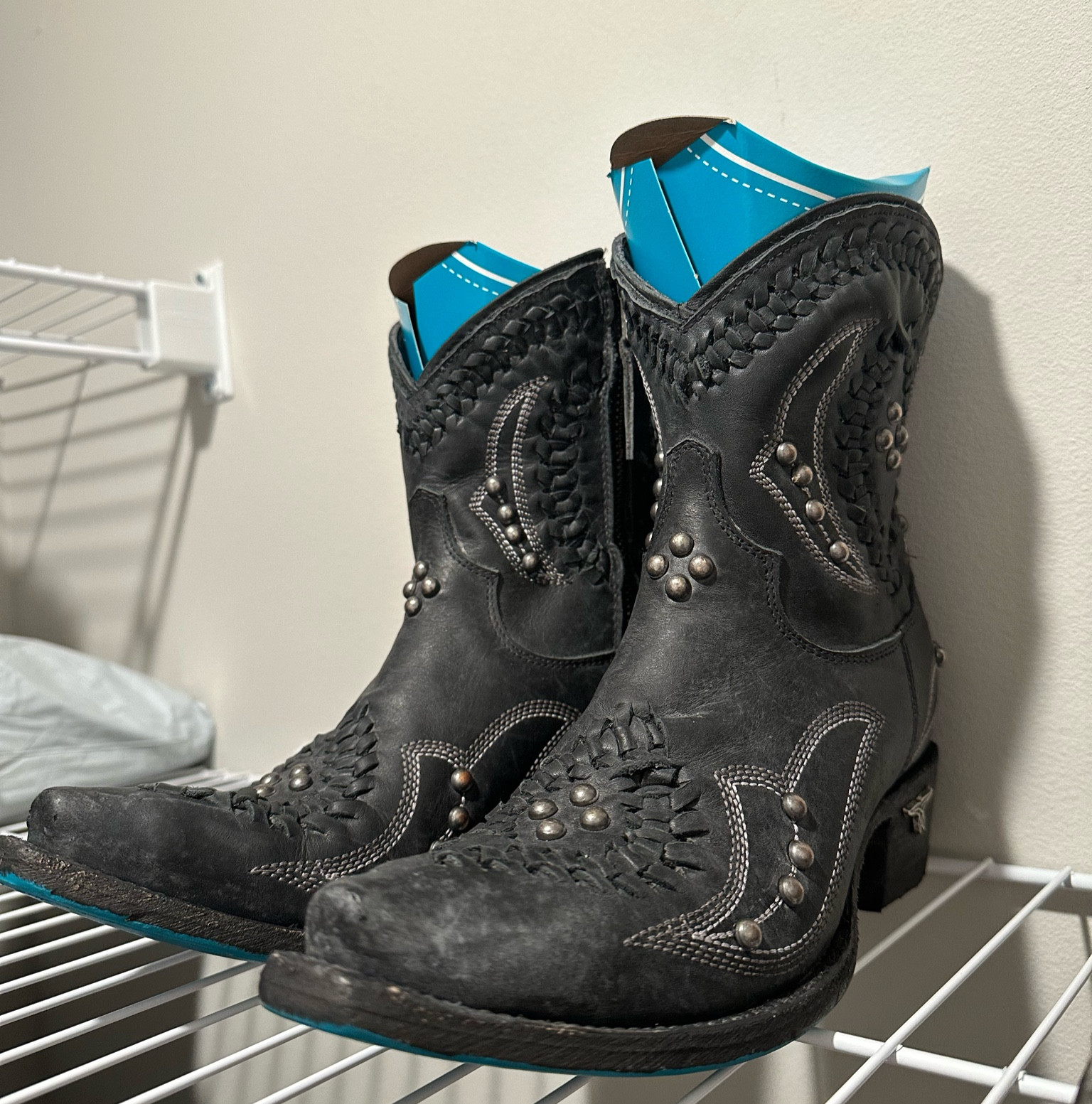 New boot goofin 

#LTKstyletip