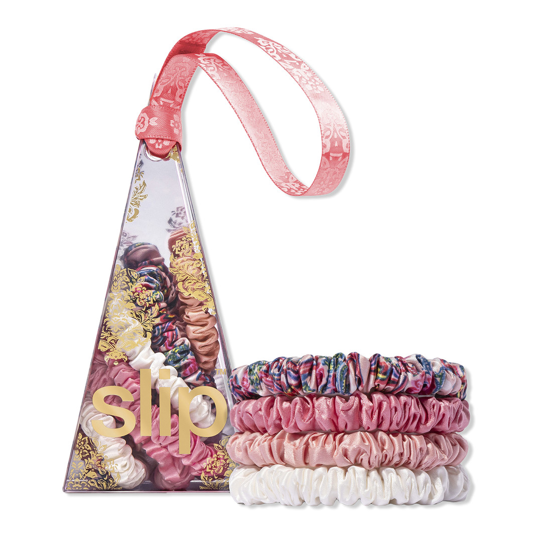 Chelsea Scrunchie Ornament | Ulta