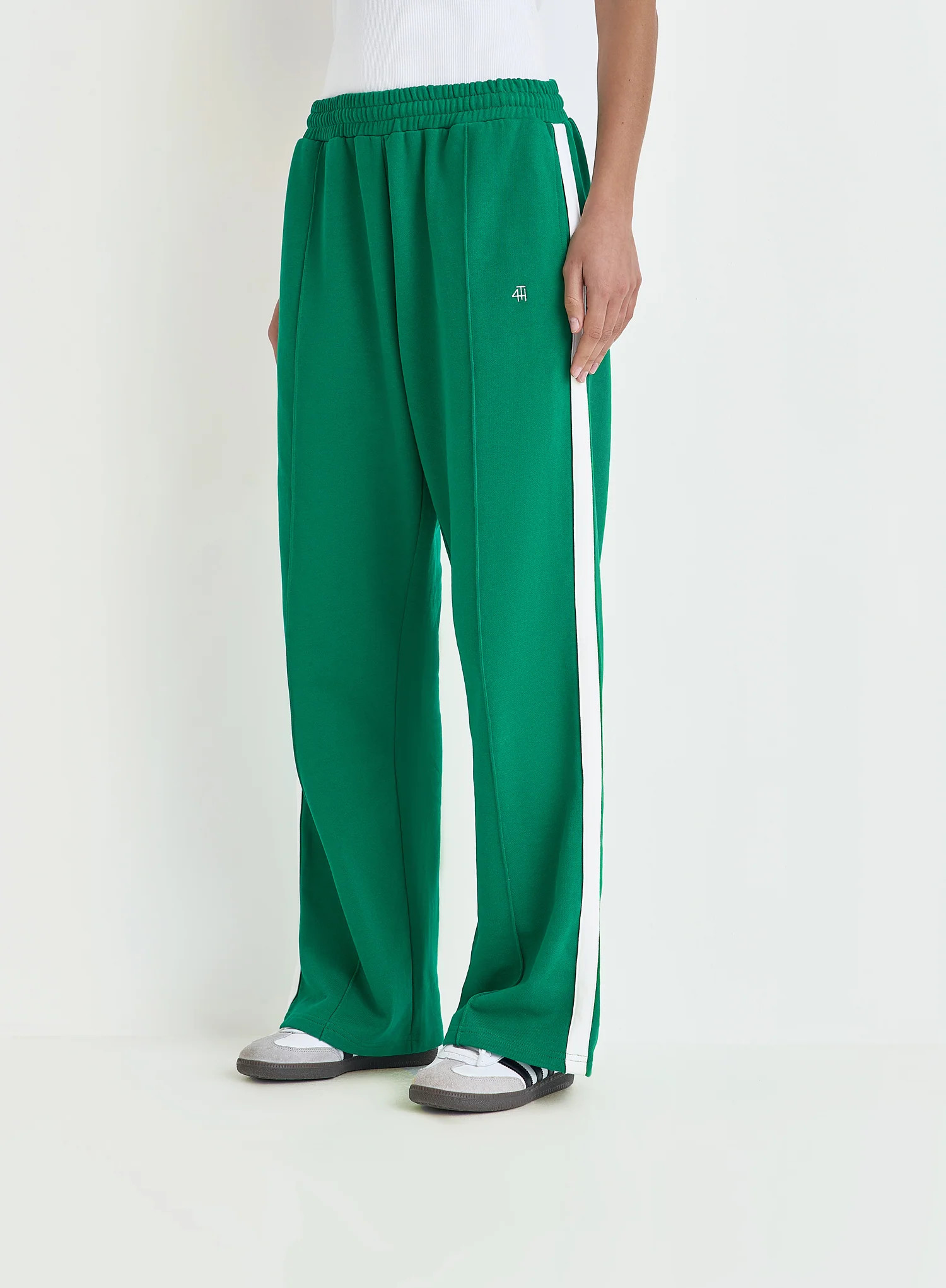 Green 4th Wide Leg Branded Jogger - Fergie | 4th & Reckless
