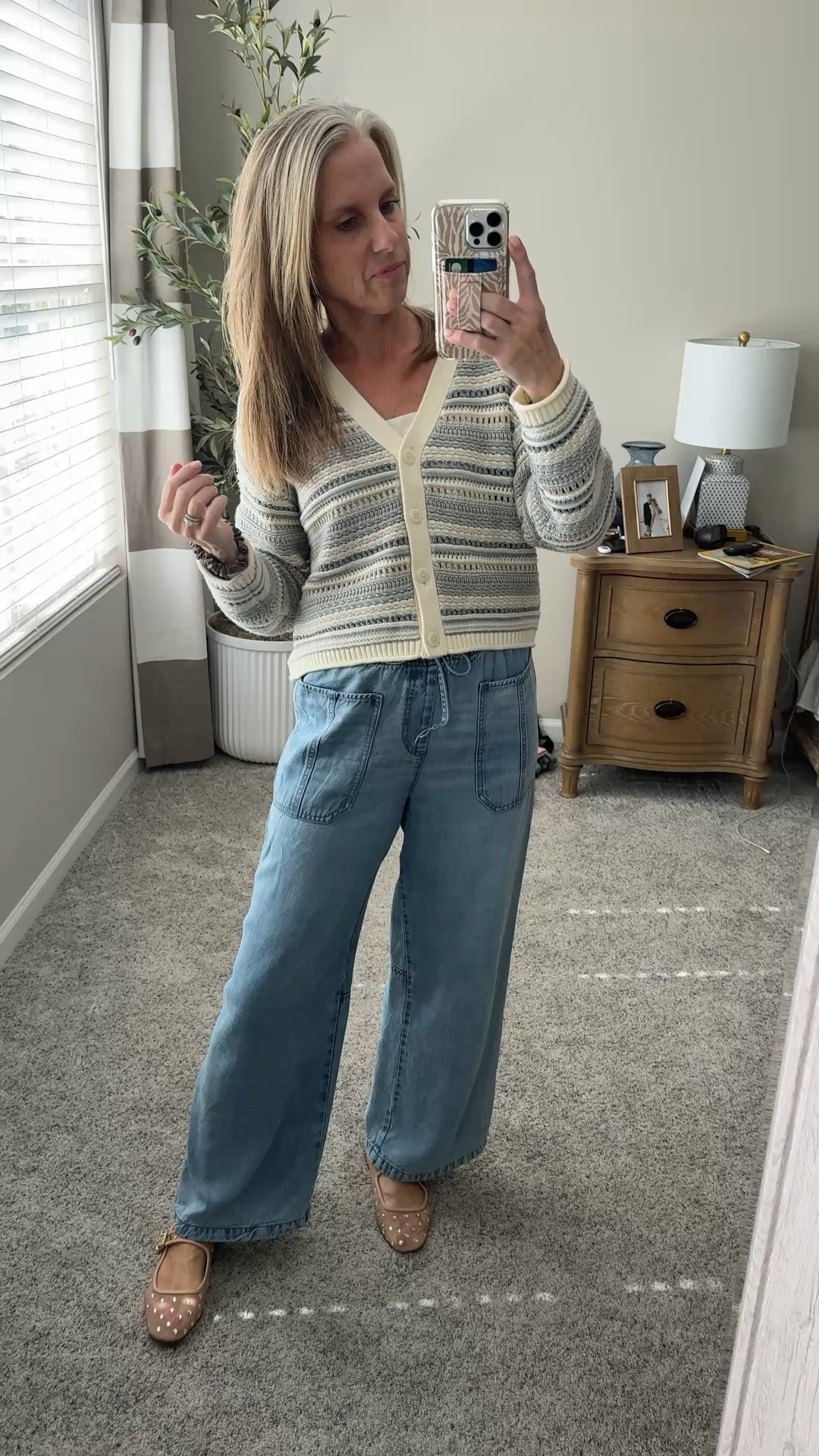 Splendid has the most comfortable clothing. Wearing small pants and XS sweater 

#LTKOver40 #LTKMothersDay #LTKootd