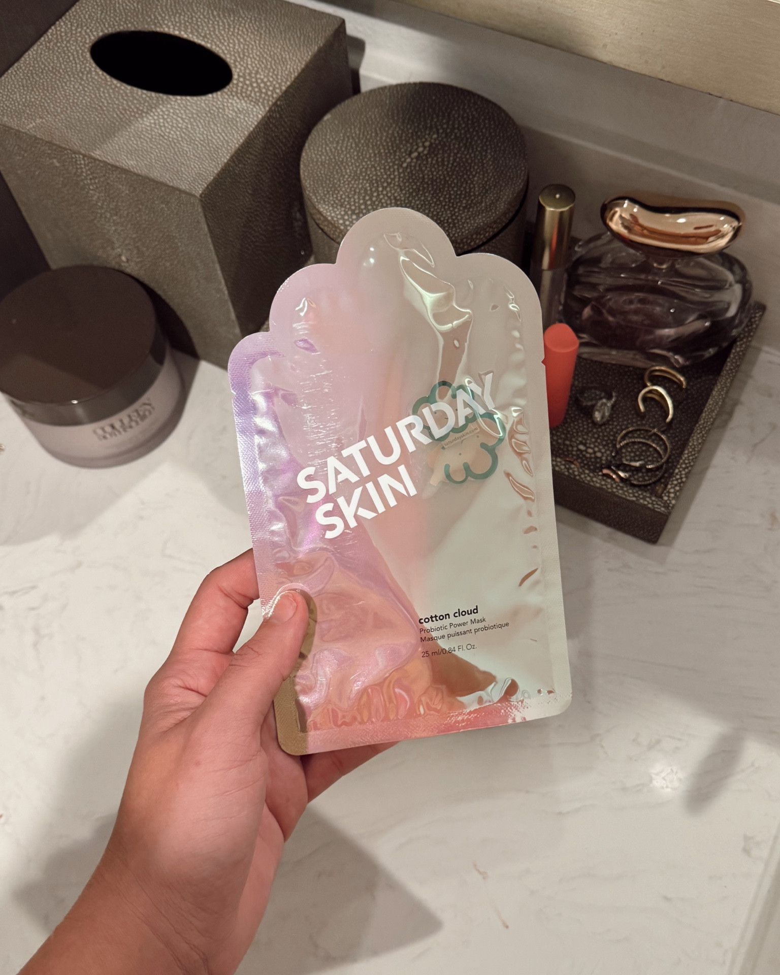 Love how hydrating this mask is🤌🏼🤌🏼🤌🏼🧖🏻‍♀️🙌🏼🙌🏼🙌🏼

Gift for her, gift guide, face mask, hydrating mask, Saturday skin, stocking stuffer

#LTKGiftGuide #LTKHoliday #LTKBeauty