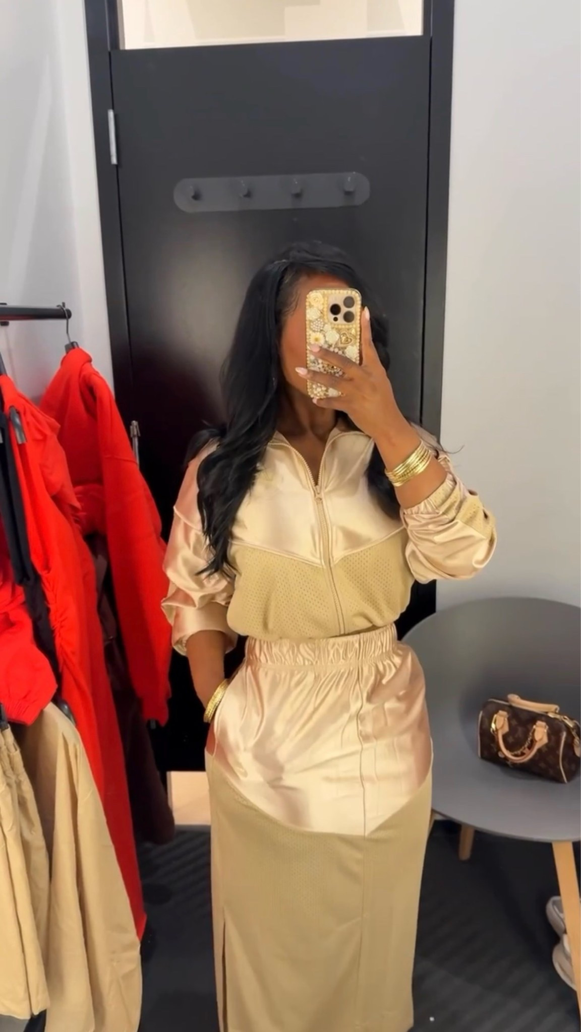 okay wait… this Nike set?? she’s giving sporty, elevated, and lowkey expensive energy 🤍✨

love that it still feels comfy but looks so put together. also had to do a little styling moment and cropped the jacket with a scrunchie because the vision was VISIONING 👏🏽

wearing a medium in the skirt, small in the jacket. full jacket cropped + tucked for the look.

#LTKPetite #LTKActive #LTKootd #nikestyle #sportychic #everydaystyle #casualoutfit #athleisurelook #neutralstyle #nikefinds

#LTKootd #LTKgrwm #LTKSeasonal