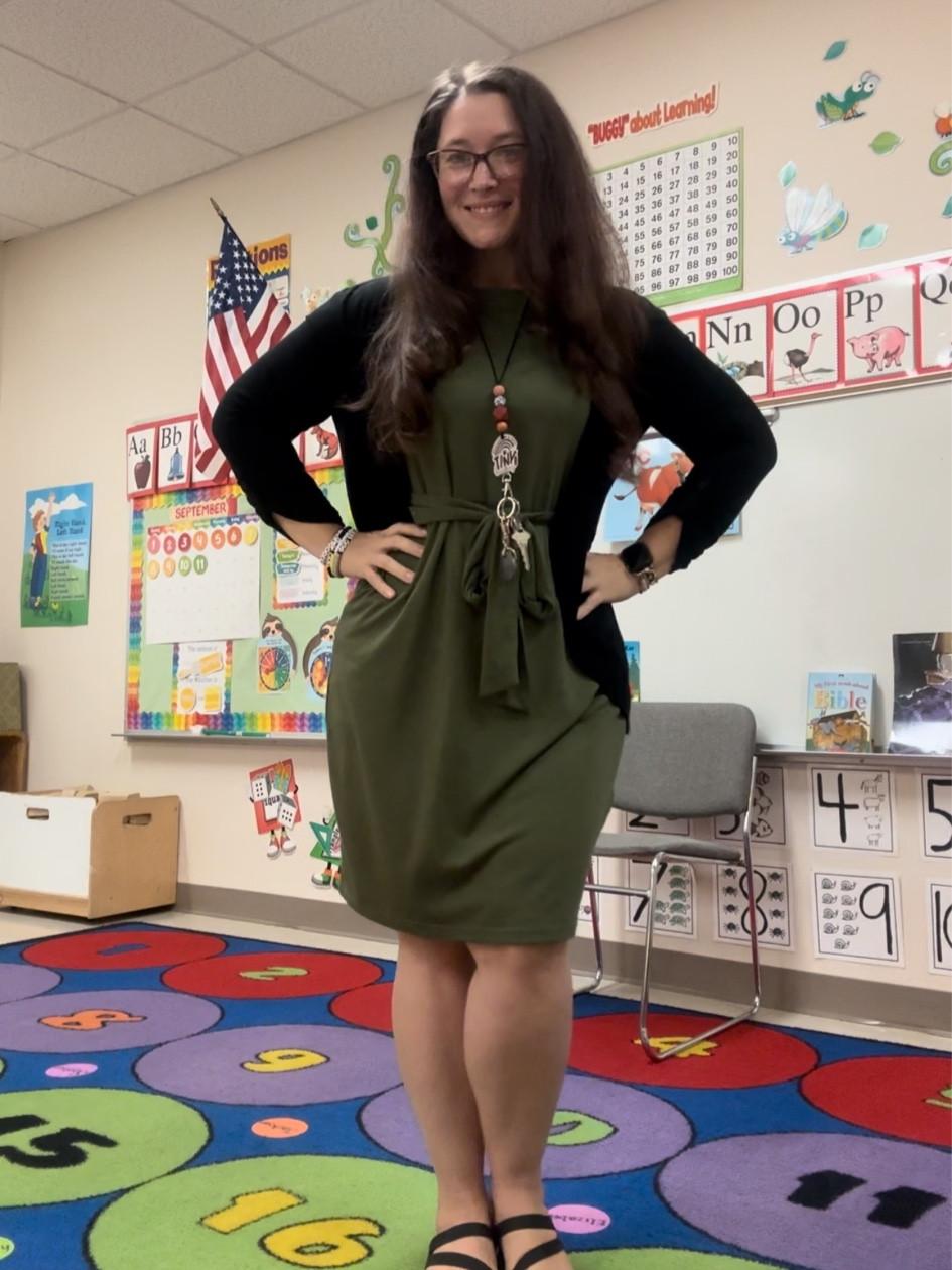 #TeacherLife #TeacherStyle #TeacherFashion

#LTKMidsize #LTKFindsUnder50 #LTKSaleAlert