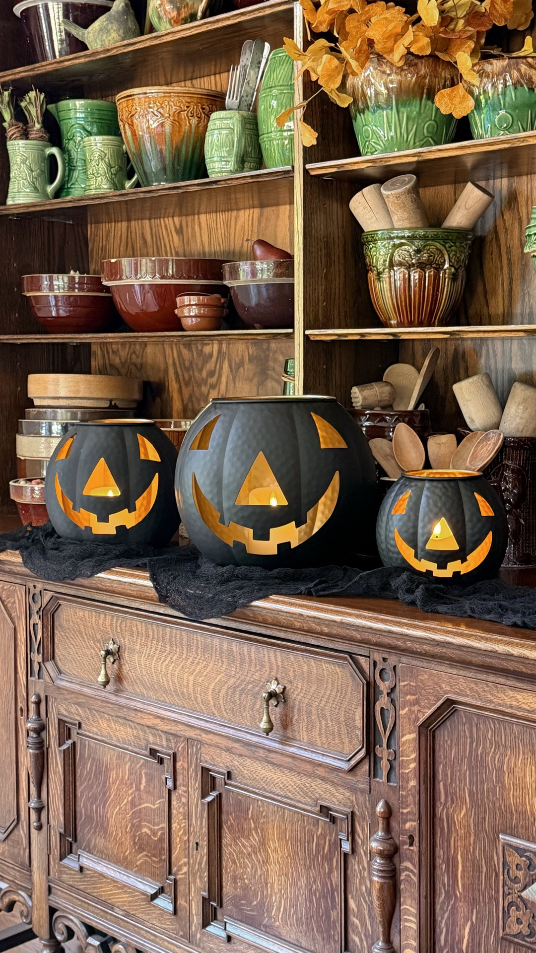 These metal pumpkins are waiting to air on your back porch!  This set of 3 pumpkins are made from lightweight metal, comes with a candle for each spooky face and some gauze if you would like to make it spookier.

#LTKHome #LTKSeasonal
