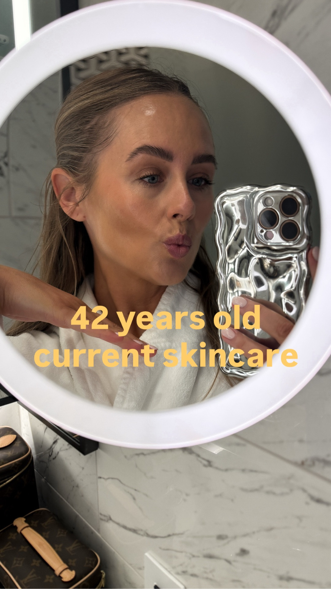 #skinbetterscoencepartner come spend the day with me. From my morning skincare routine to dinner on the patio, these are the little moments that make up my favorite kind of day. And yes… AlphaRet Overnight Cream is always part of it. #skinbetterpartner 

Fashion Jackson skincare

#LTKOver40 #LTKdayinmylife #LTKBeauty