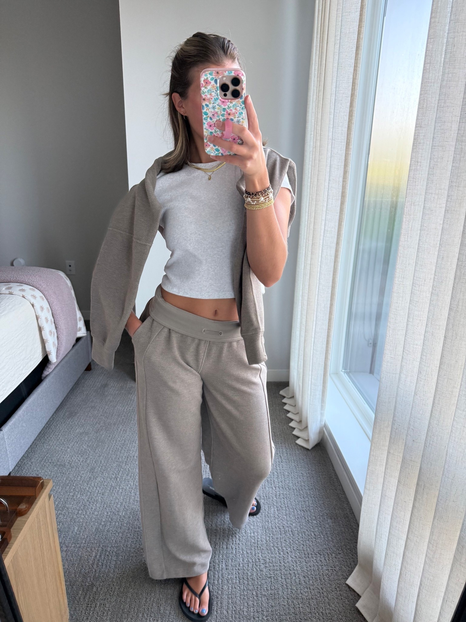 Lululemon waffle restocked!!!🧇🧇
Top: small
Sweatshirt: Xs/s
Pants: small 
I sized up for a baggier fit & length
Shoes: 39

#LTKootd #LTKgrwm #LTKfitnessgoals