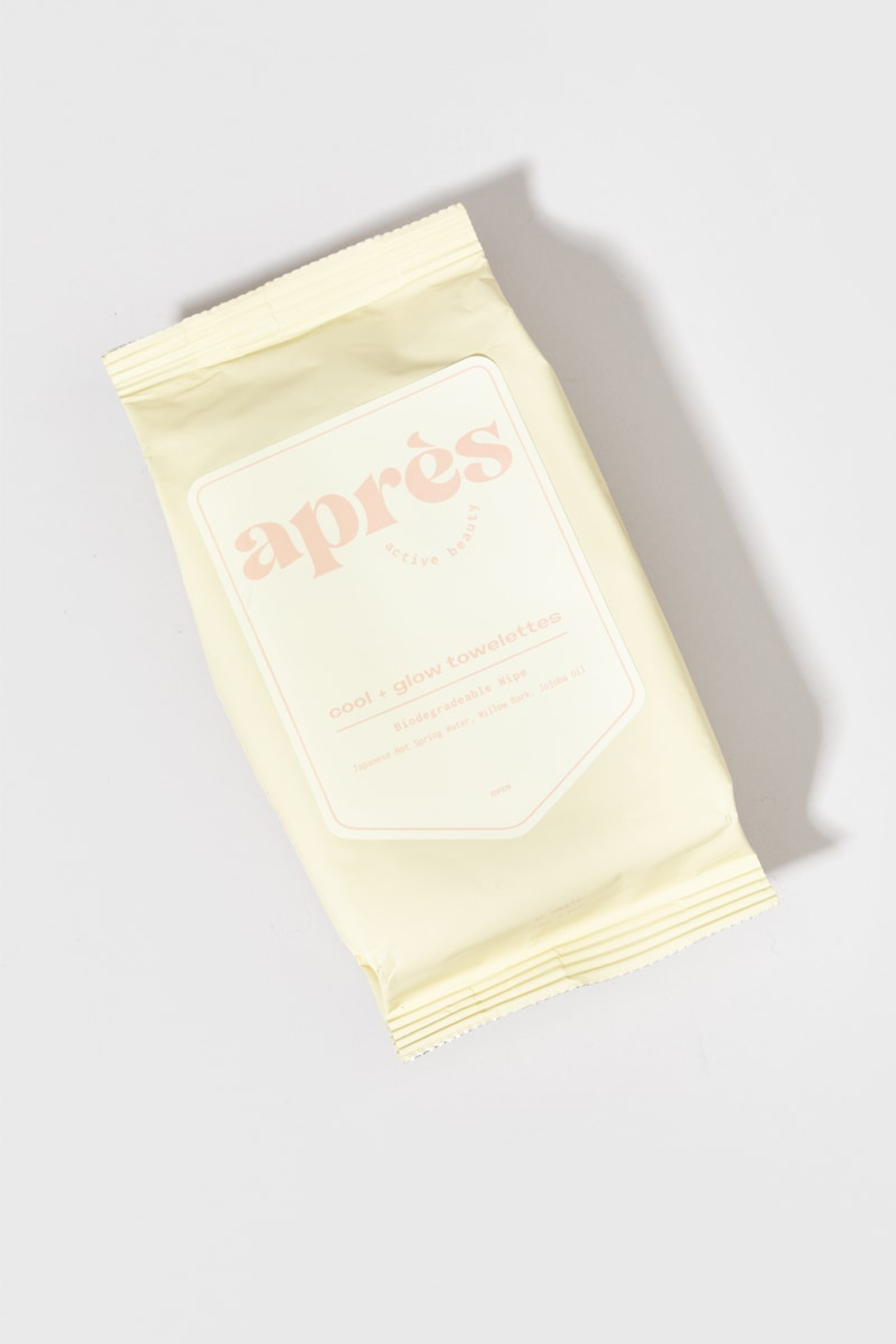 Apres Cool Plus Glow Facial Towelettes | Francesca's