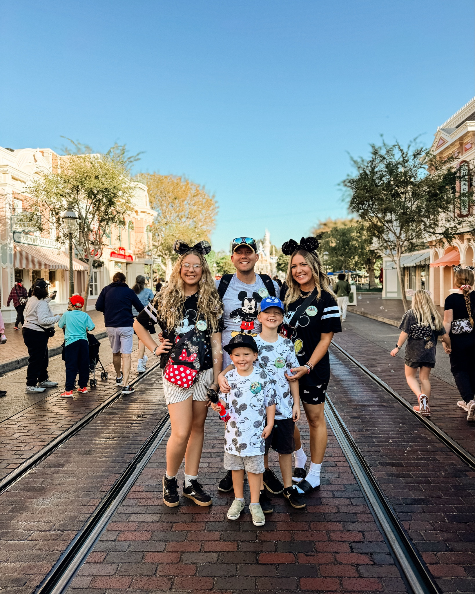 All things DISNEY! Favorite outfits, accessories and gifts! 