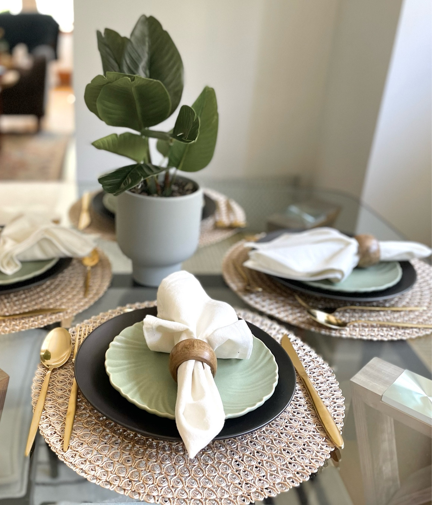 Dinner setup that’s sure to impress and quick to assemble!

#LTKhome #LTKstyletip #LTKSeasonal