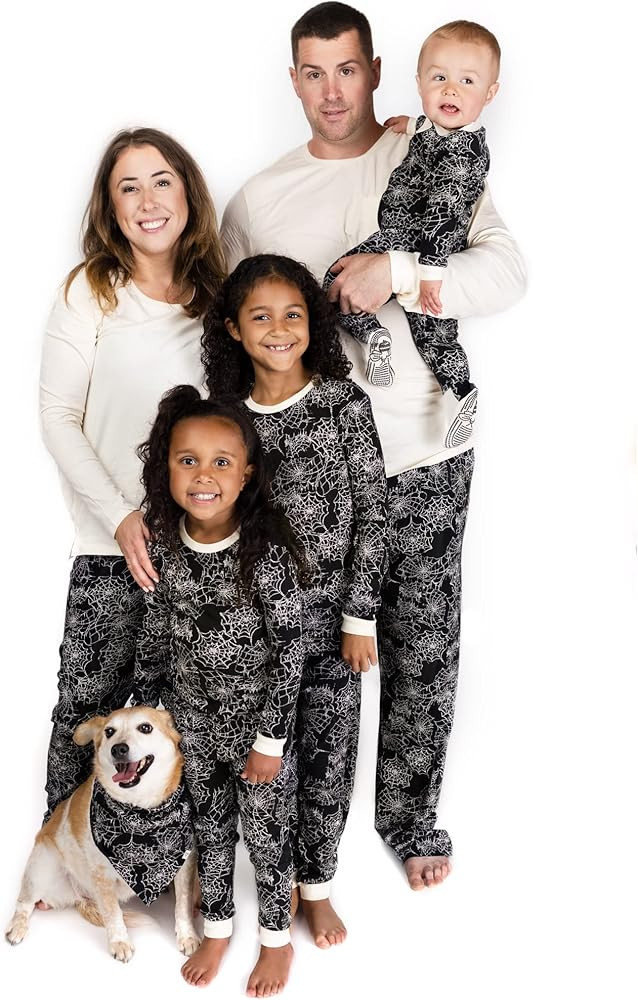 Burt’s Bees Baby Family Jammies Matching Holiday Organic Cotton Pajamas | Amazon (US)