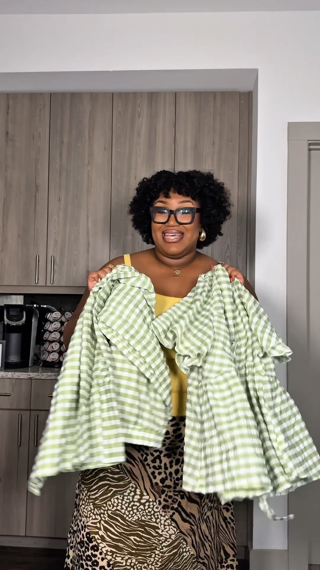 Welp that was a fail! I’m this close to getting a breast reduction. I really wanted to participate in this trend because green and gingham is my favorite so we’re still on the search for something similar. #tryonhaul #springoutfit

#LTKPlusSize