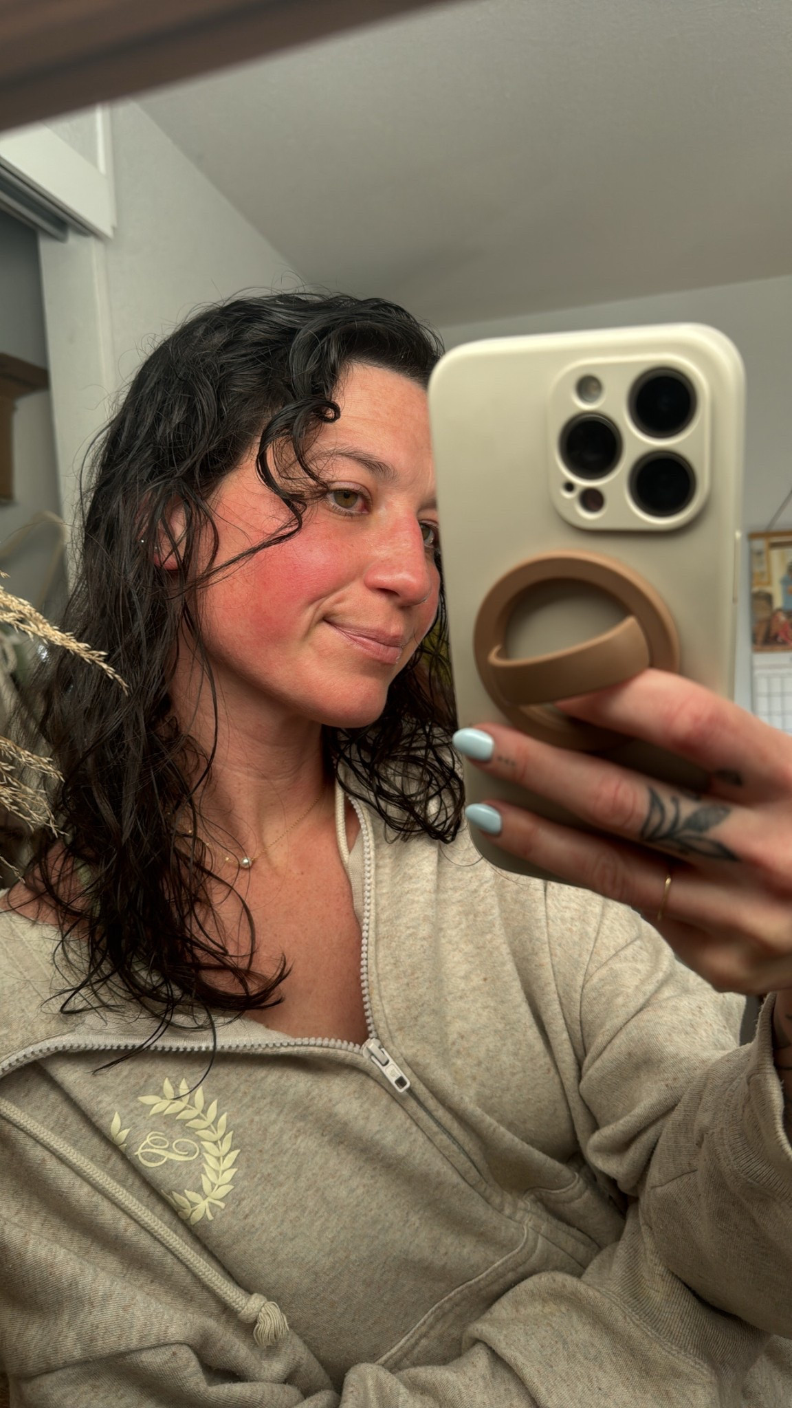 Phone case + accessories i loveeee ✨

#LTKU #LTKStyleTip #LTKFindsUnder100