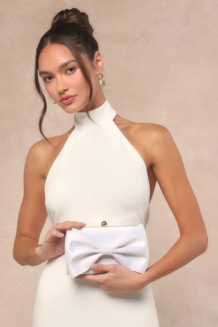 Karol White Bow Clutch | Lulus