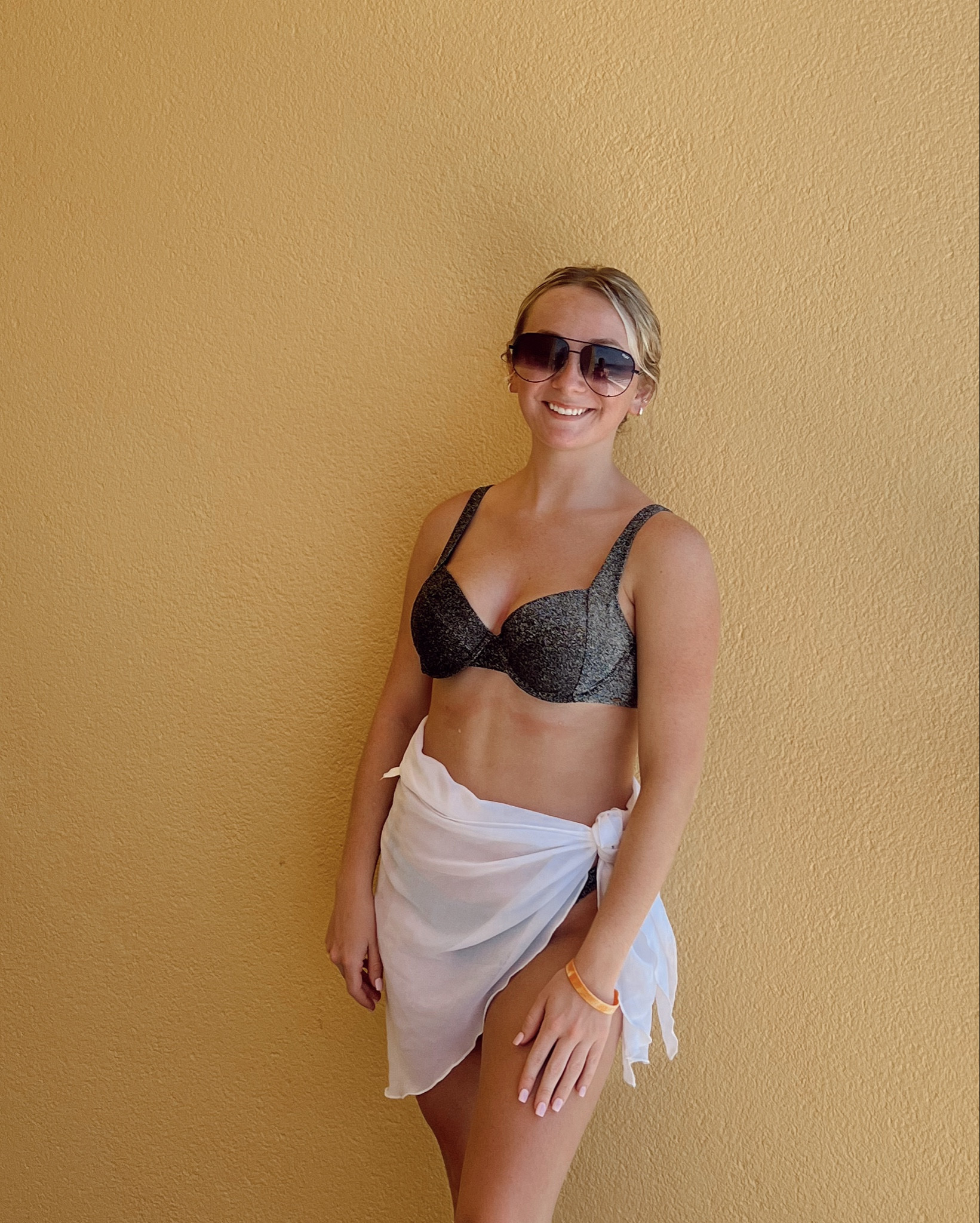 Bikini. Summer. Beach trip. Vacation. Sunglasses. QUAY  