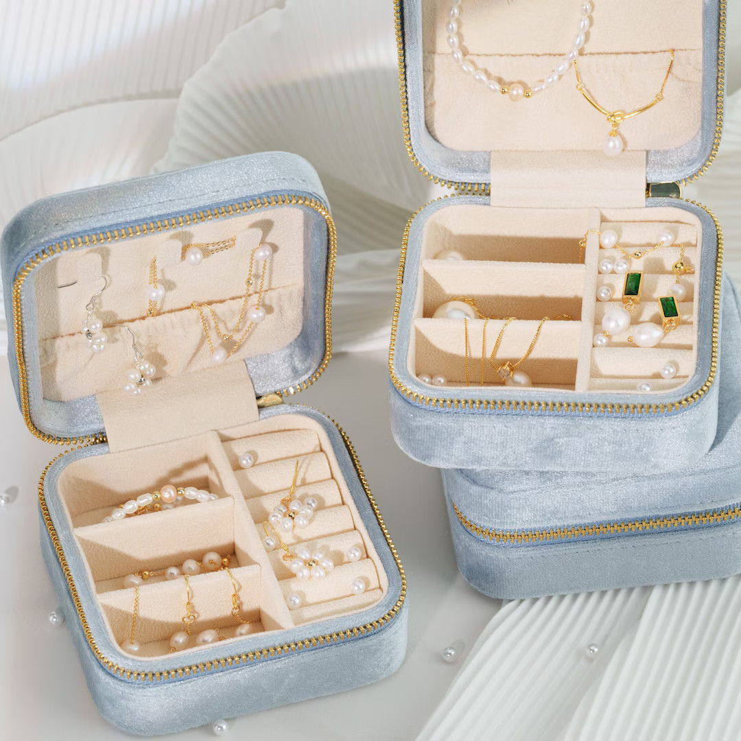 High Quality Velvet Jewelry Box, Personalized Name Jewelry Case, Bridesmaid Gift, Travel Case, Br... | Etsy (CAD)