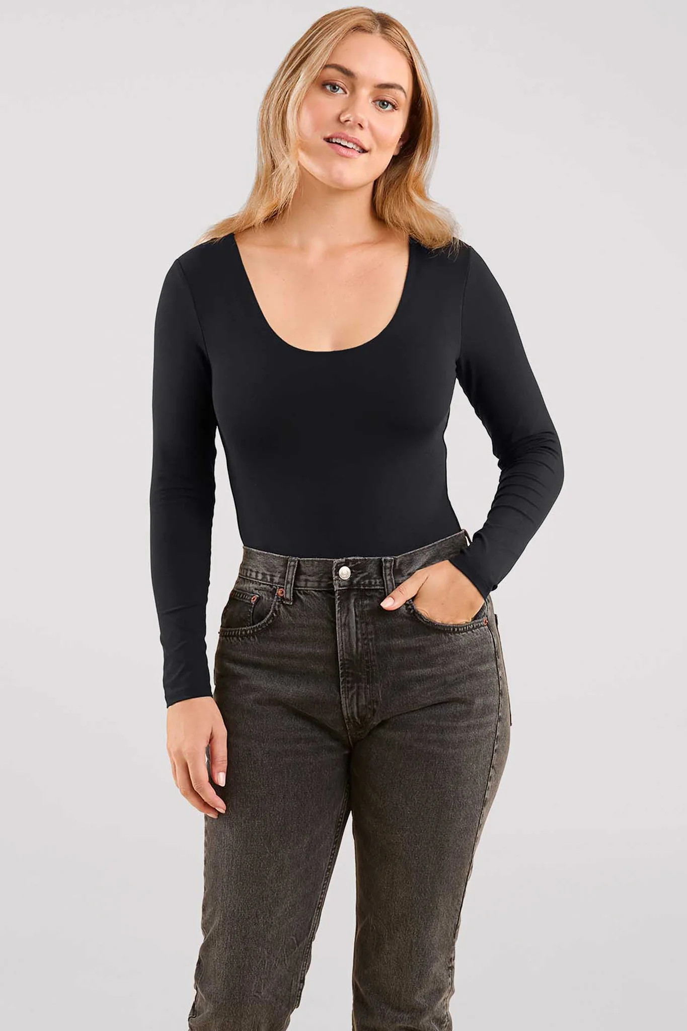 Long Sleeve Scoop Neck Bodysuit | Black | Nuuds US