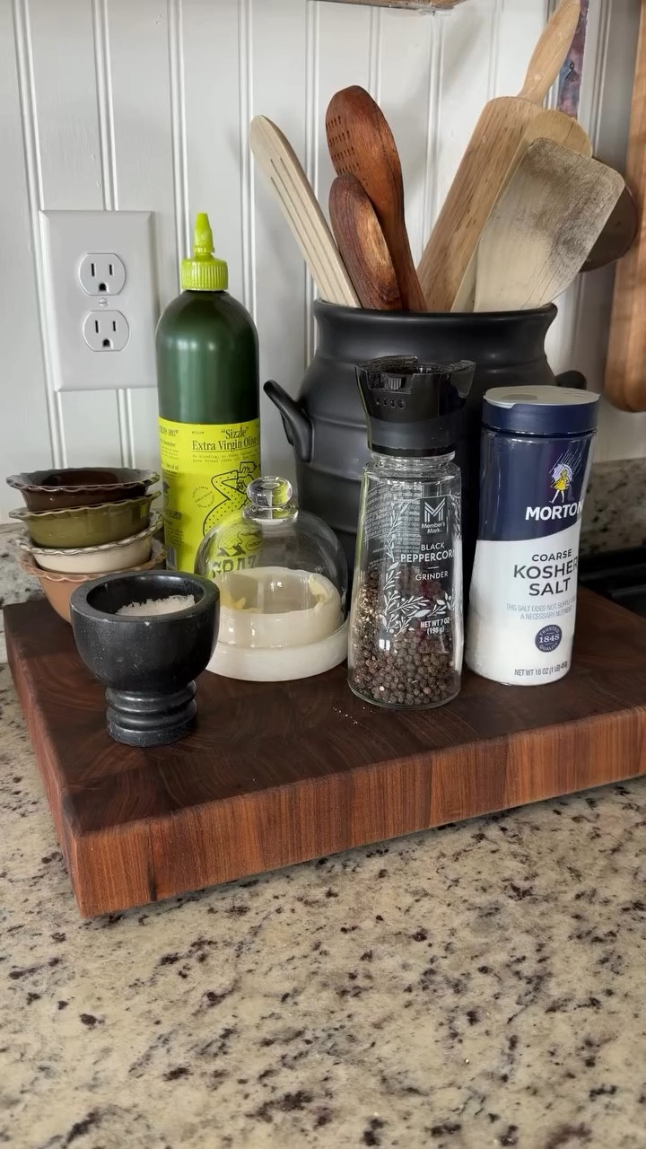 I’m at a time in my life where I’m more interested in finding pieces I will use and keep in my home forever. These brass salt and pepper mills from @covehome__ are now a treasured item in our kitchen. The quality of them is amazing and they make life feel a little bit more special when we use them!

#gifted #cozyhome #kitchenessentials #brassmills

#LTKfoodie #LTKHome