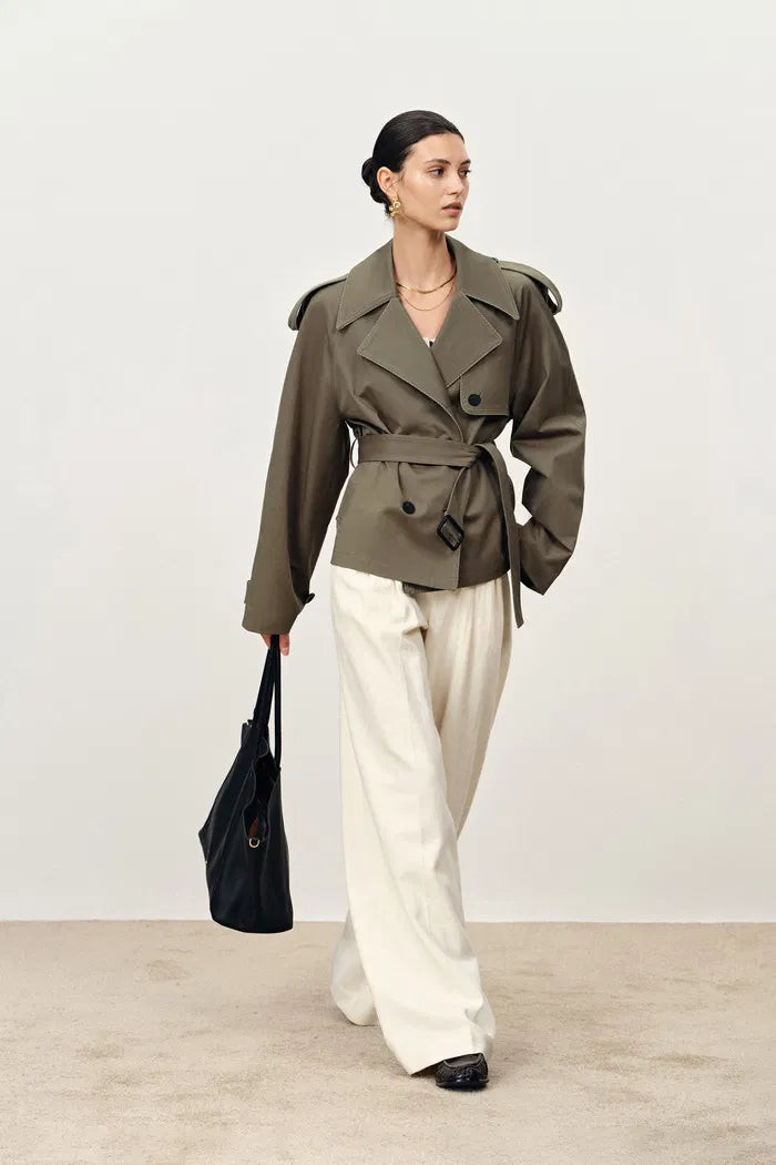 Beatrice Short Trench Coat in Cotton Twill | Fabrique