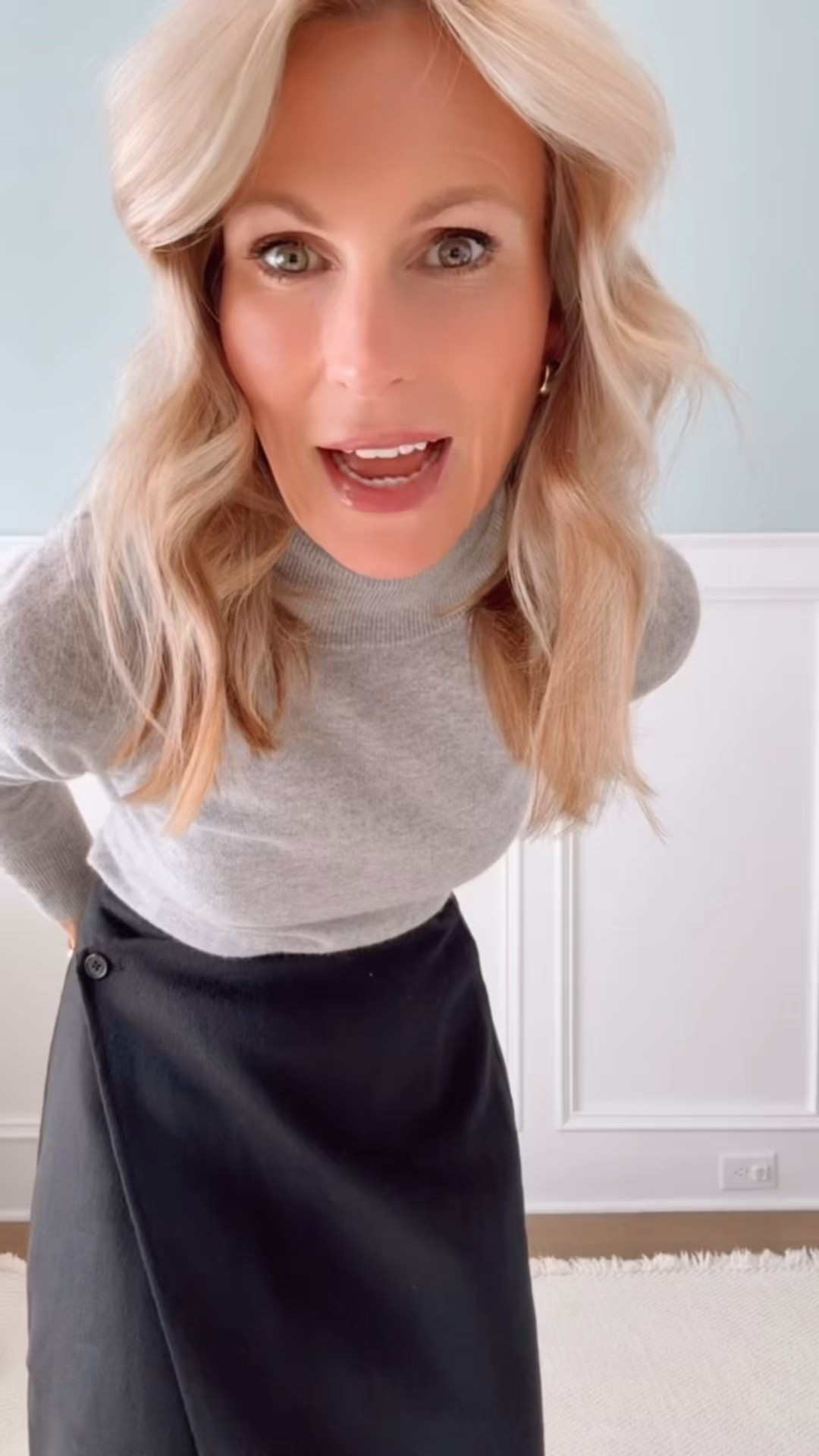 Shop my looks in my link below. You don't want to miss out on the family and friend discount where you can get 25% off select styles through 12/9! @NeimanMarcus #NeimanMarcus #NeimanMarcusPartner


