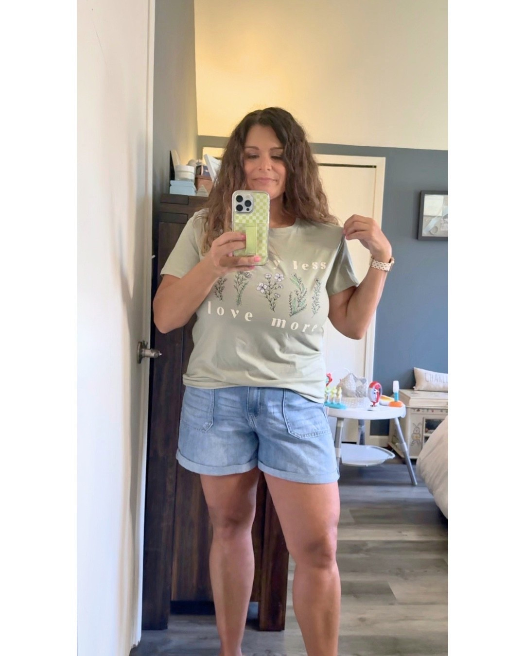 #kohlspartner 
Comfy spring outfit you’ll live in 🌿 Boyfriend shorts + graphic tee
The kind of easy outfit that looks put together but feels like loungewear 🙌 soft tee + relaxed fit shorts = mom uniform for school drop-offs, errands, and warmer days ☀️
Kohls spring outfit casual mom outfit graphic tee outfit boyfriend shorts denim shorts outfit comfy everyday outfit easy mom outfits spring outfits 2026 casual outfits for moms affordable fashion kohls finds everyday style outfit ideas

@shop.ltk @kohls #liketkit #ad #kohlsfinds


#LTKootd #LTKmomlife #LTKMidsize