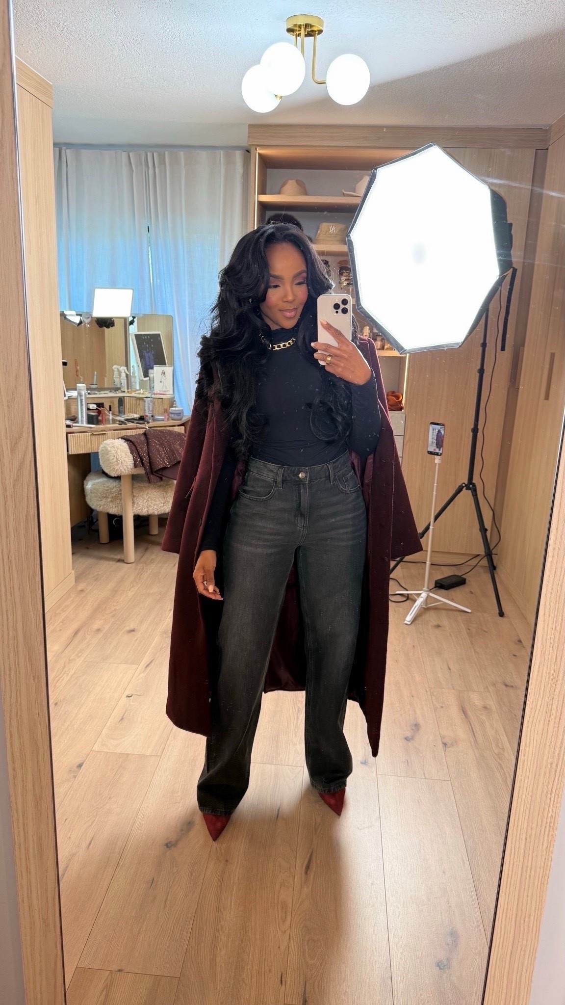 ✨ Effortlessly Elevated Layers, Polished & Wearable

Structured tailoring paired with soft, everyday basics creates a look that feels chic, intentional, and easy to rewear. This is one of those outfits you’ll keep reaching for — polished enough to elevate your day, comfortable enough for real life, and versatile enough that the cost per wear drops fast.

Perfect for:
• Dinner dates
• Office days
• Travel looks
• Casual evenings out

📏 Sizing:
Coat: Small
Top: Small
Jeans: 27 Long
Heels: True to size

📐 Measurements:
5’4” · 138 lbs · 34D · 27” waist · 40” hips

This look works beautifully for elevated layering outfits, polished everyday style, neutral capsule wardrobe pieces, chic travel looks, modern denim outfits, and effortless outfits you can wear on repeat all season long.

Save this post to revisit later 🤍

Follow me on Instagram and YouTube @kirasfashionfinds



#LTKgrwm #LTKvlog #LTKValentine