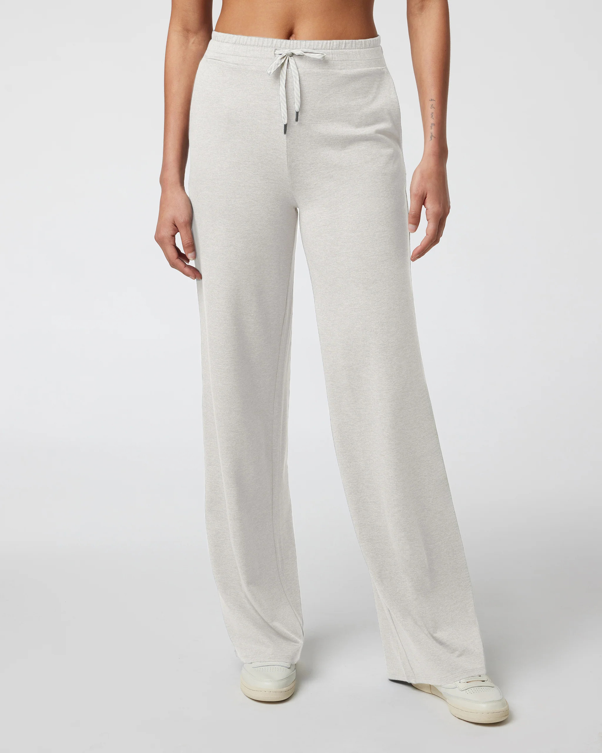 Halo Essential Wideleg Pant - Long | Vuori Clothing (US & Canada)
