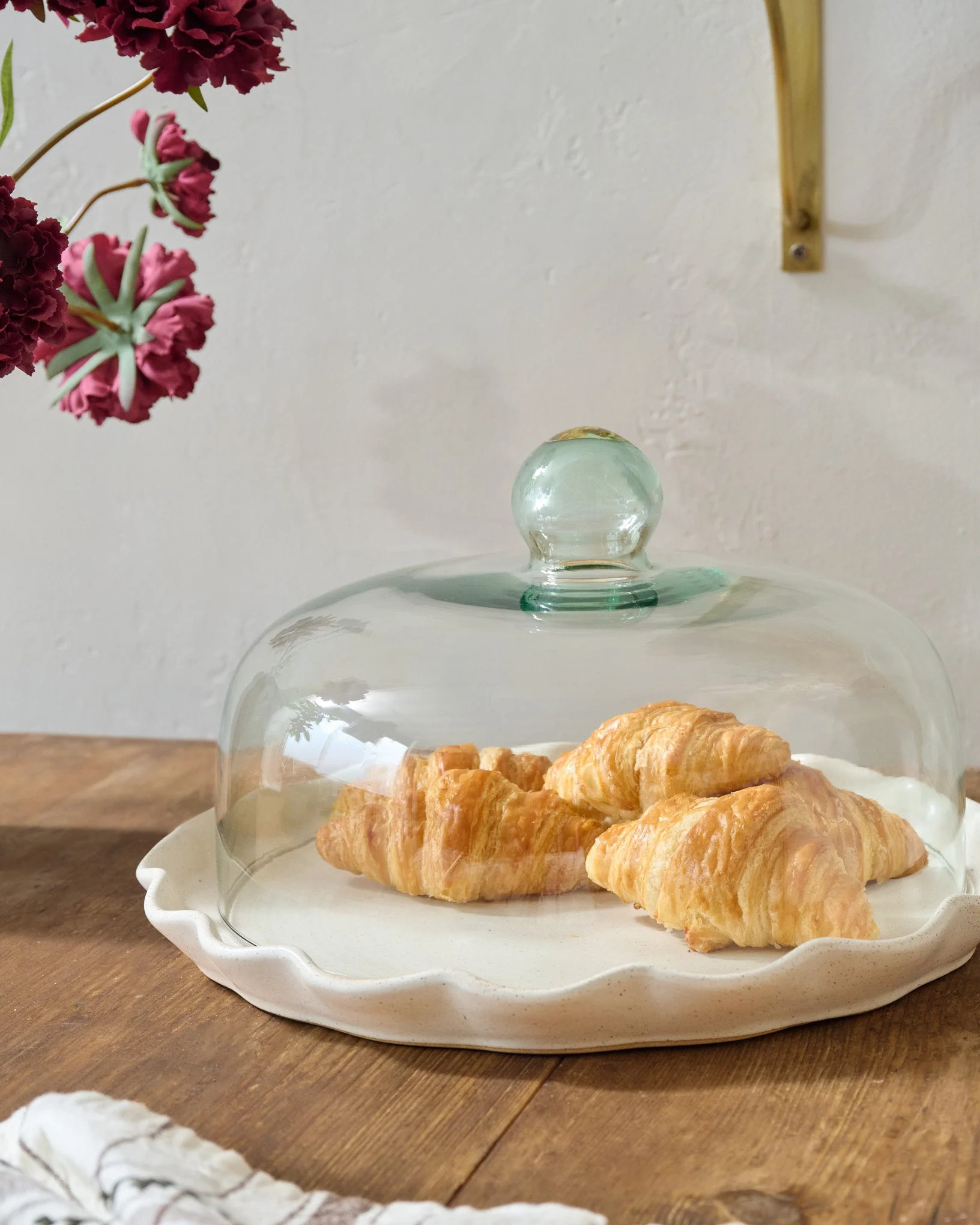 French White Ruffle Cake Plate + Dome | Magnolia