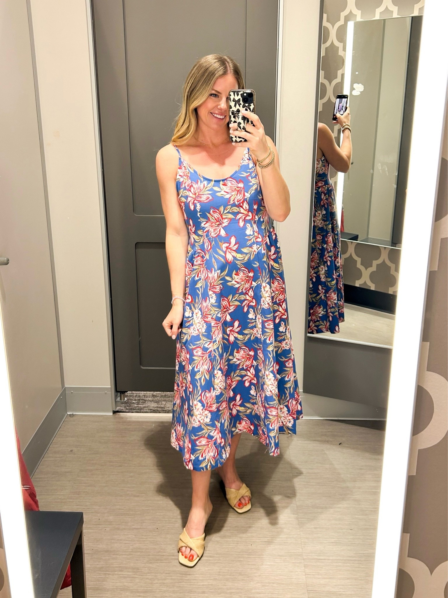 30% off this pretty floral dress!