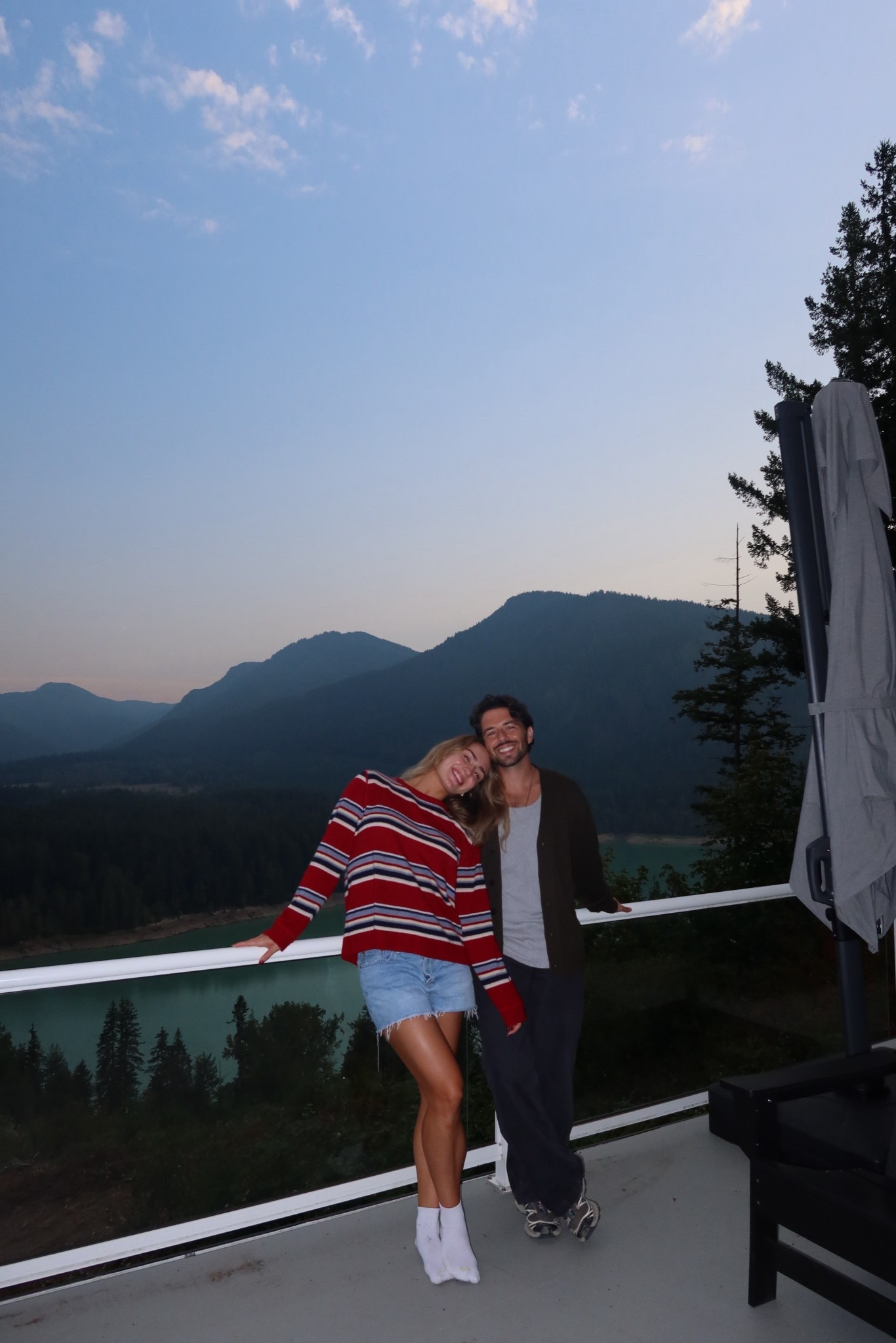 ❤️🩶🖤

#LTKSeasonal #LTKStyleTip