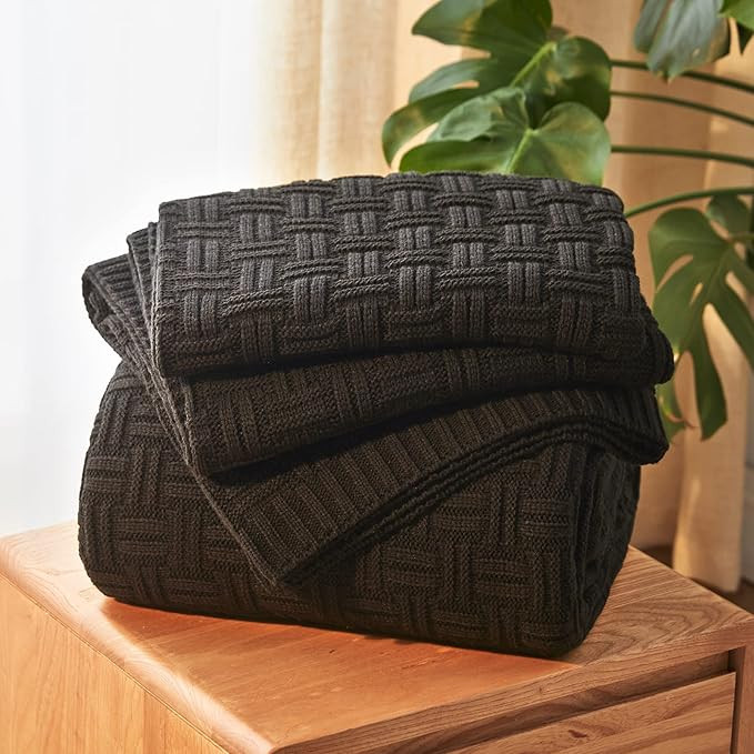 Aormenzy 90x90 Throw Blanket, Soft Cozy Acrylic Throw Blanket, Cable Knit Throw Blanket for Couch... | Amazon (US)