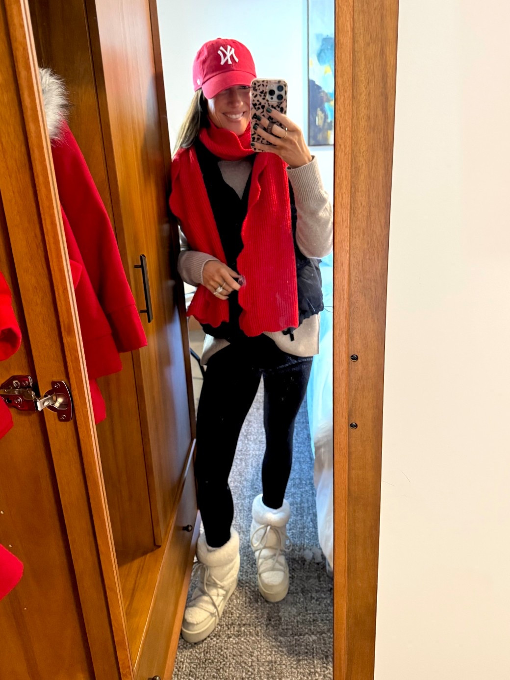 Cutest scalloped scarf! And my all time fave leggings for a comfy cold weather outfit 

#LTKmomlife #LTKSeasonal #LTKootd