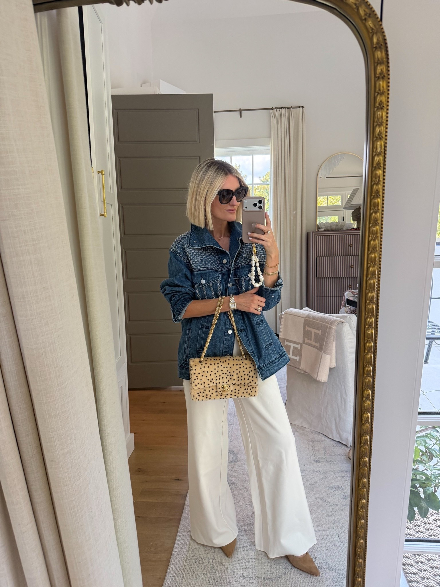 I’m obsessed with this denim jacket! The embroidered detail is everything! Wearing an XS! Loverly Grey, denim jacket, Target, fall layers, fall outfit, new arrivals

#LTKSeasonal