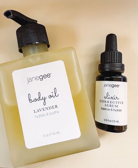Omg!  I’m absolutely loving these products from @janegee!  The body oil is sooooo good!!!! And the serum is 👌🏻

#ad #janegee #janegeepartner

#LTKGiftGuide #LTKbeauty #LTKhome
