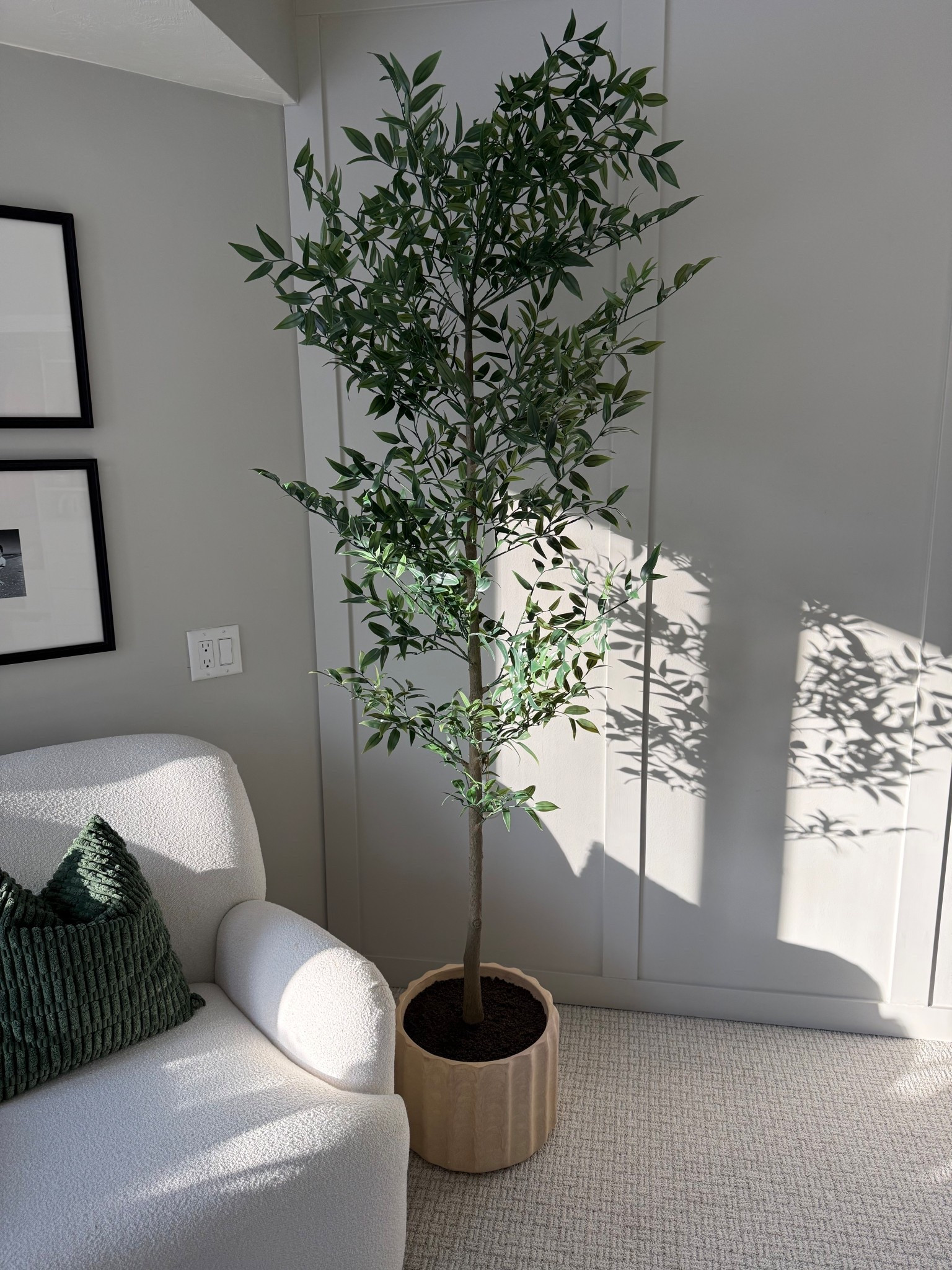 I’m a sucker for faux trees and I couldn’t pass this one up! 
Home decor
Faux tree
Target home decor 
Spring home finds 

#LTKHome