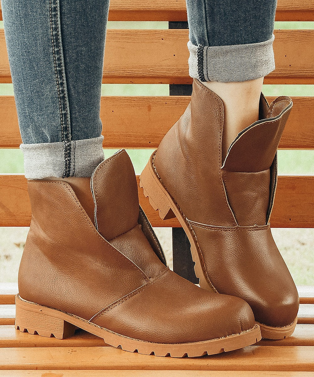 ROSY Women's Casual boots Brown - Brown Ankle Boot - Women | Zulily