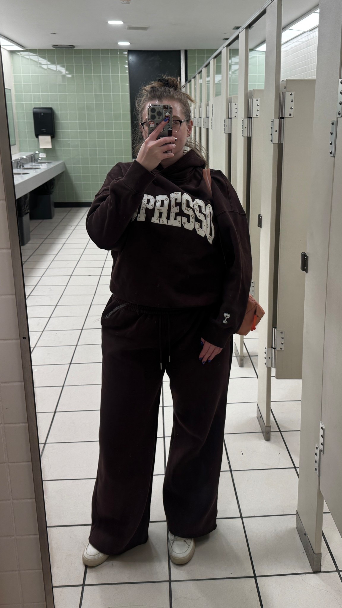 Lounge set for a long travel day 

#LTKootd #LTKTravel #LTKdayinmylife