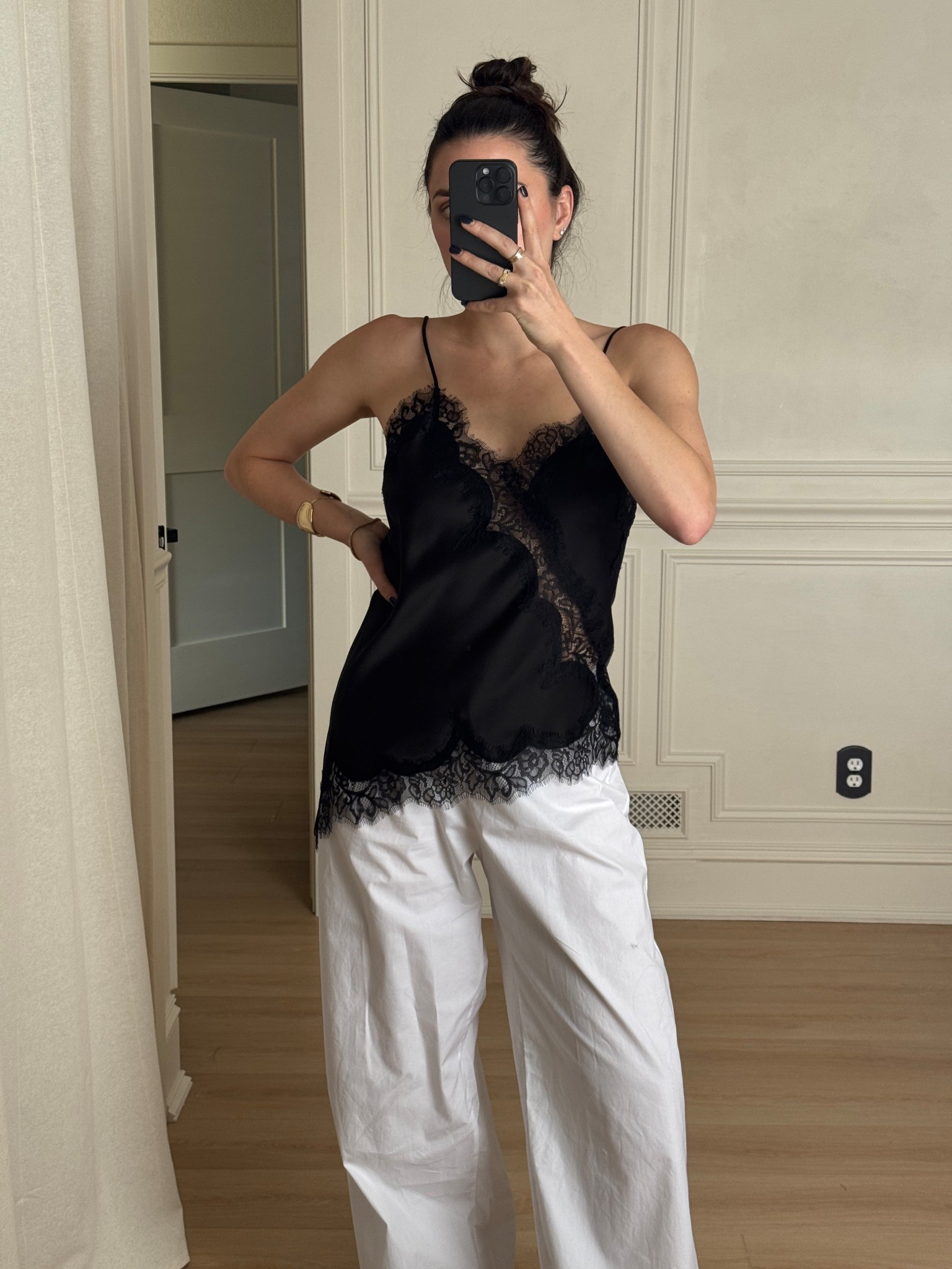 the most purchased top of last week!! 

#blacklacetop #blacklacecami #lacecami #lacetank #zaralacetank #blacklacetank

#LTKParties #LTKStyleTip #LTKFindsUnder100