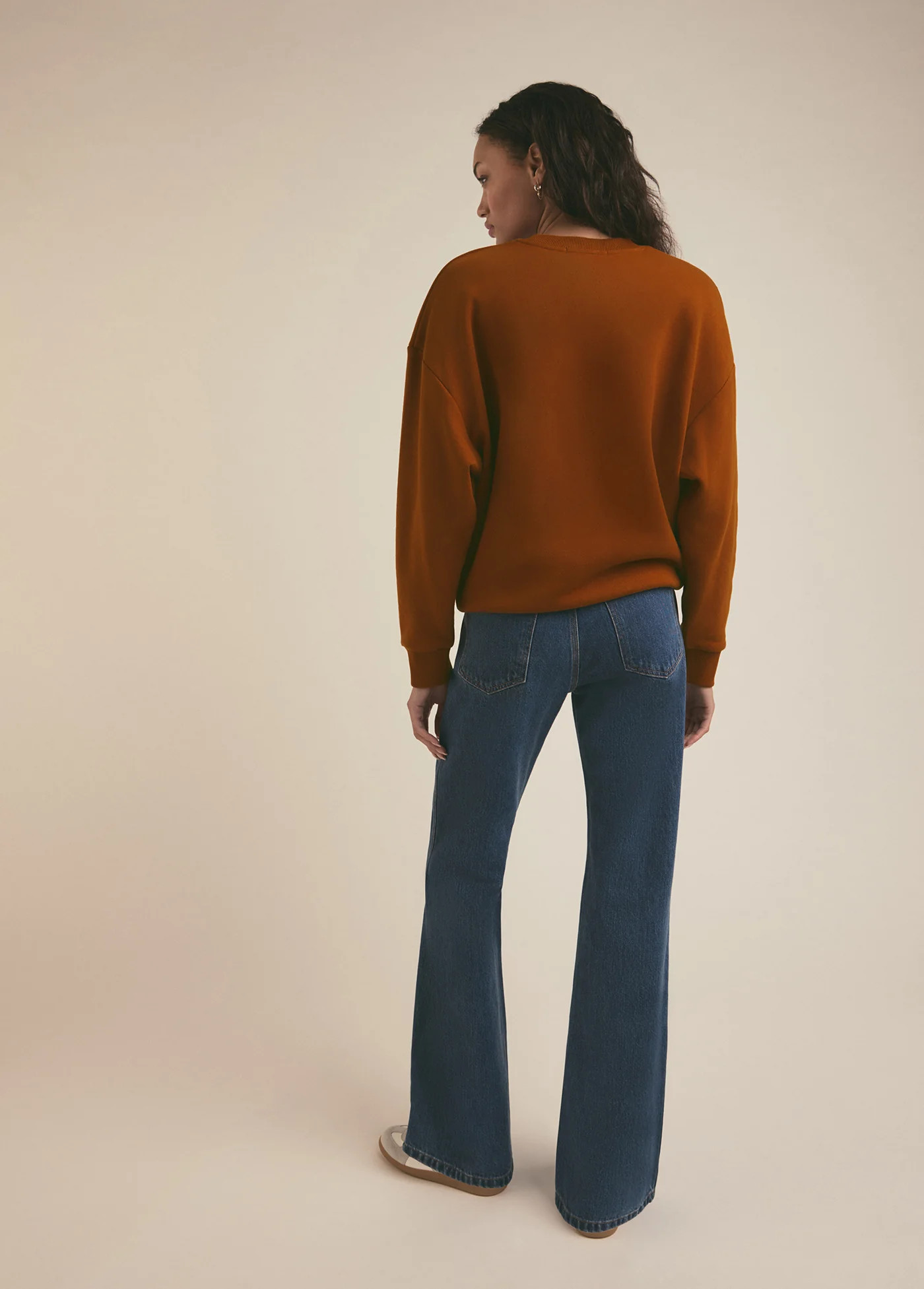 THE COLLEGIATE SWEATSHIRT | Favorite Daughter