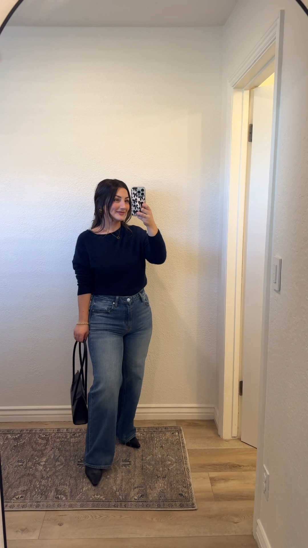 Winter staples that all work together: luxe washable silk, the softest Mongolian cashmere, classic relaxed denim, and the perfect Italian leather shoulder bag!

Sizing: Jeans 27, Skirt S, Sweater XS. (All TTS)


@onequince #quincepartner

#LTKFindsUnder100 #LTKPetite #LTKHoliday