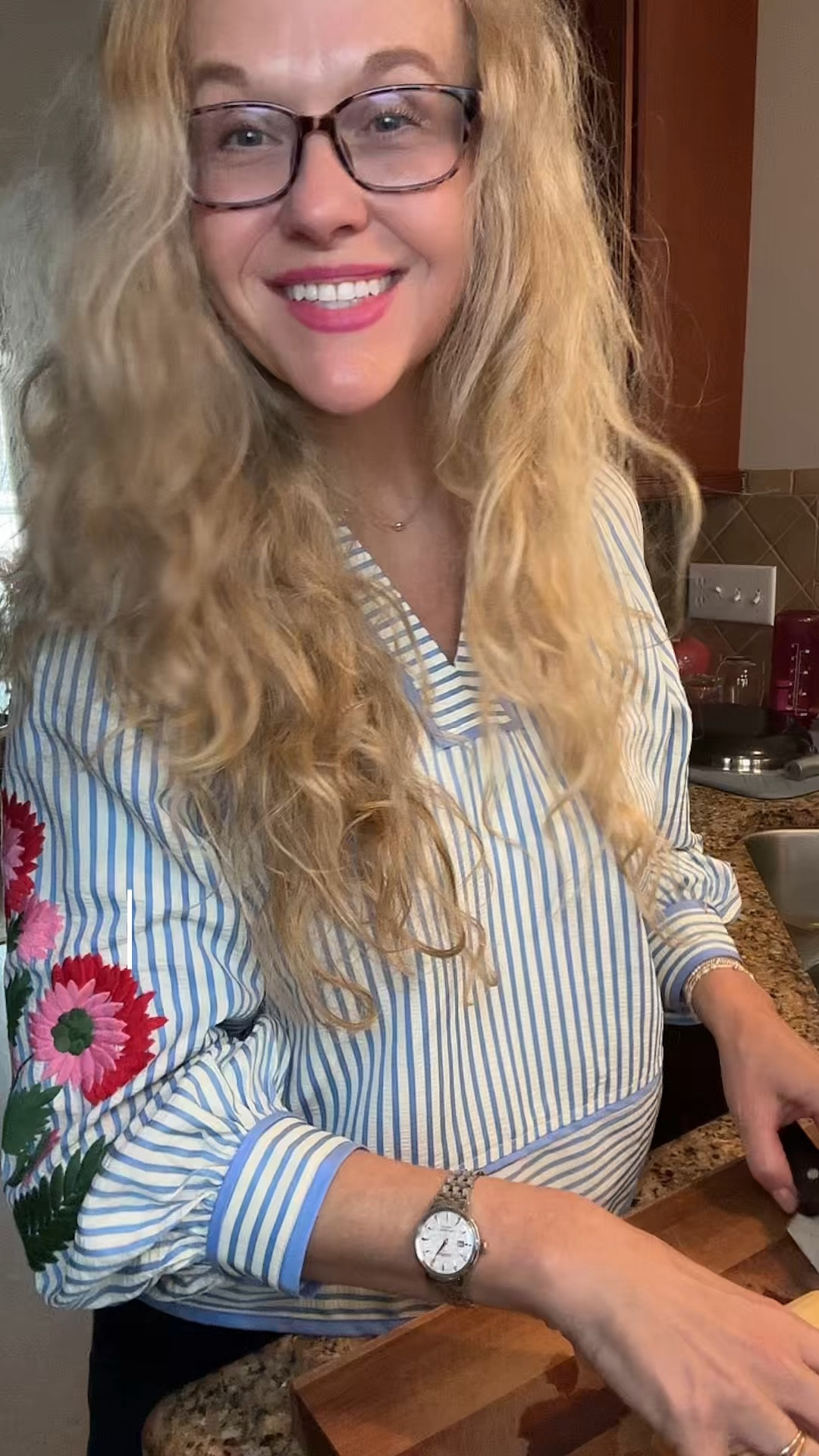 Come hang out with me in the kitchen!  Making another batch of dog food for my senior dogs.

We started a few months ago when our older #goldenretriever started refusing food.  And we’ve not looked back.  #dogmom 

#LTKHome #LTKmomlife #LTKfoodie