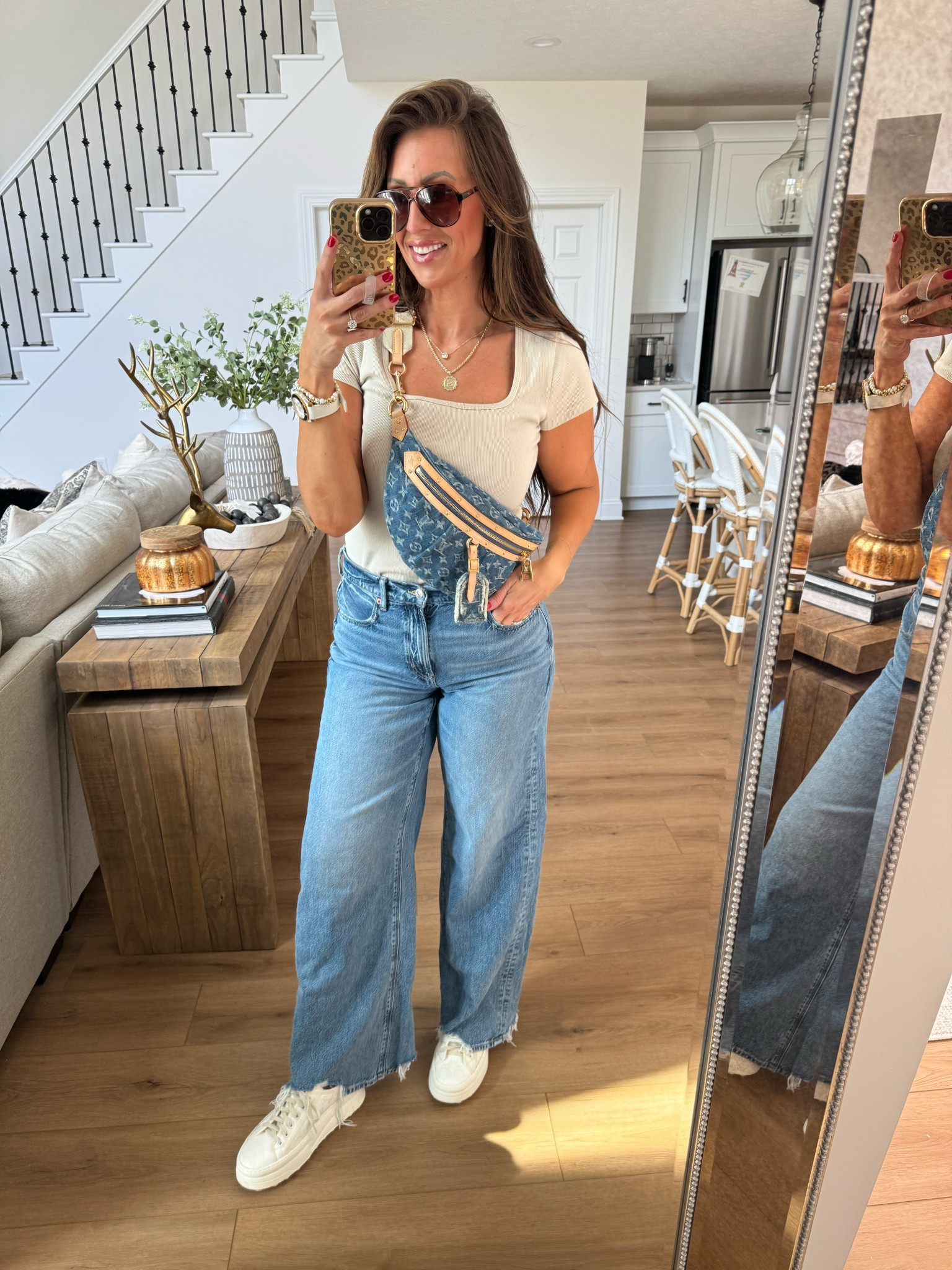 Wide leg denim sz 10 L 
Top size large 

#LTKsalealert #LTKfindsunder50 #LTKmidsize