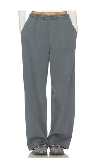 Boyfriend Fleece Baggy Sweatpant in Zircon | Revolve Clothing (Global)