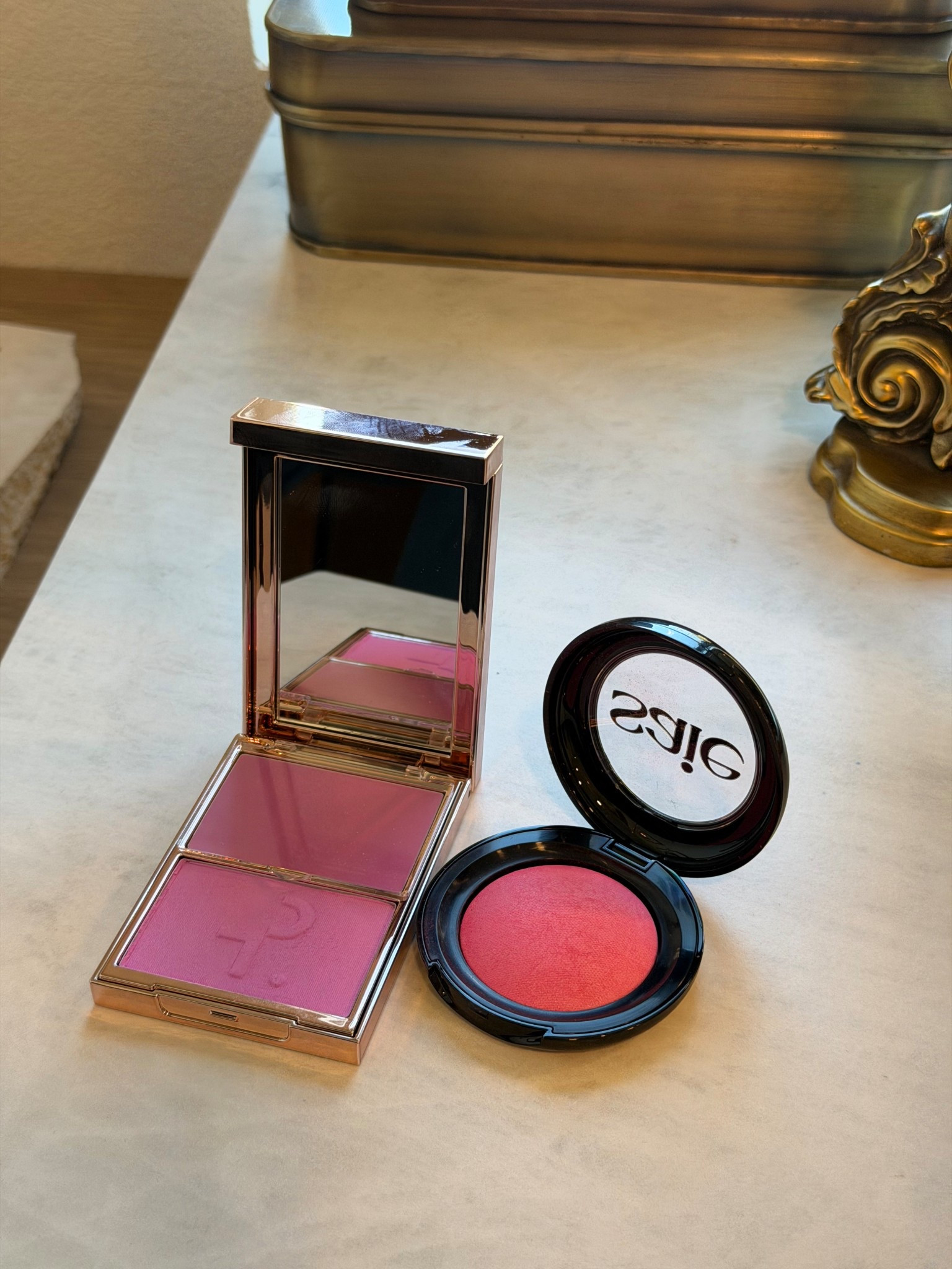 This combo:
Patrick ta - thank me later
Saie - amore 