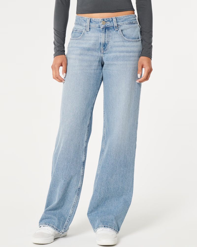 Women's Low-Rise Light Wash Baggy Jeans | Women's | HollisterCo.com | Hollister (US)