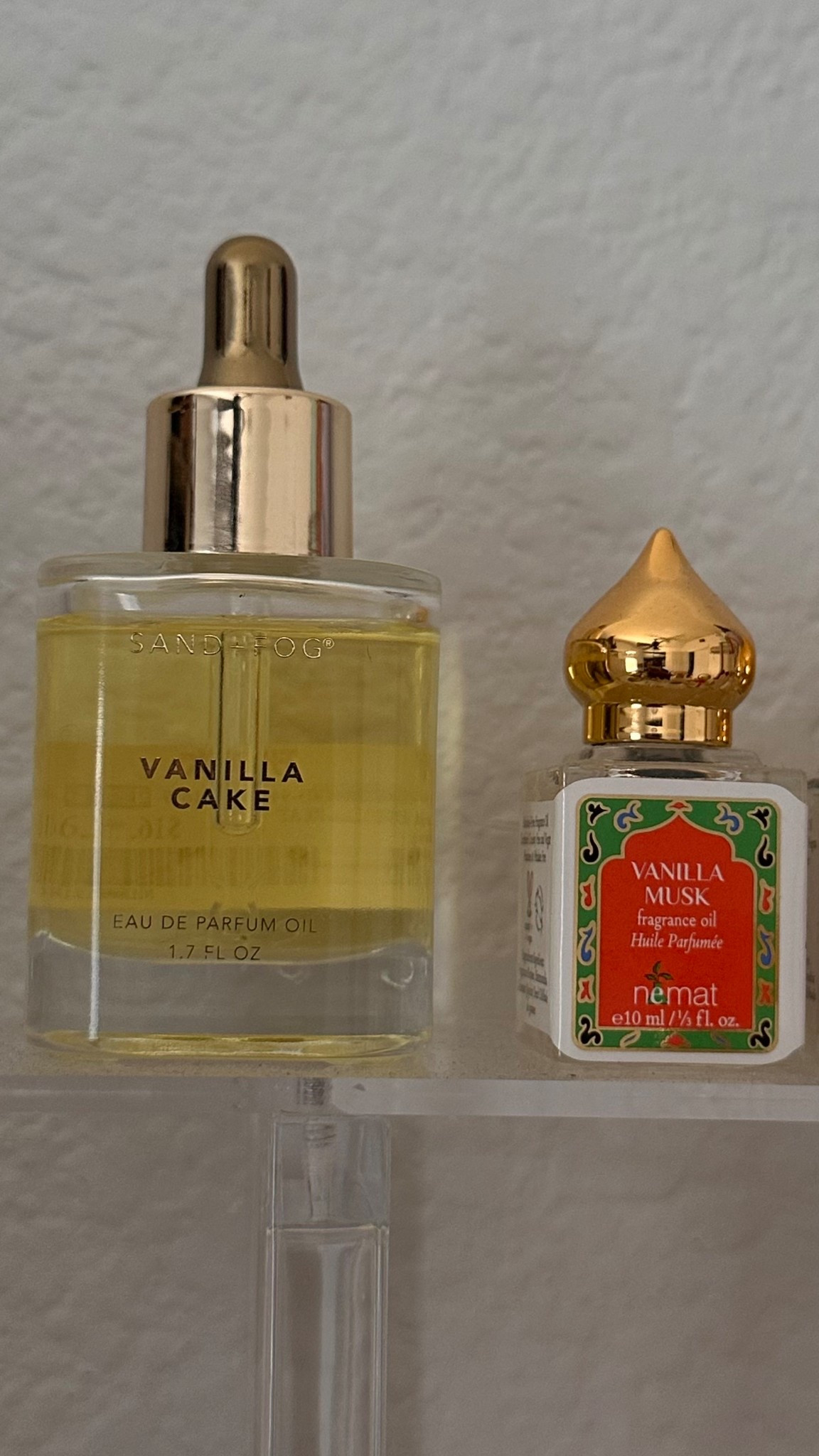 Two of my favorite types of vanilla both give something different. Vanilla musk is a light vanilla that’s paired well with any and everything and the vanilla cake is exactly what it says super sweet. 

#LTKSaleAlert #LTKFallSale #LTKBeauty